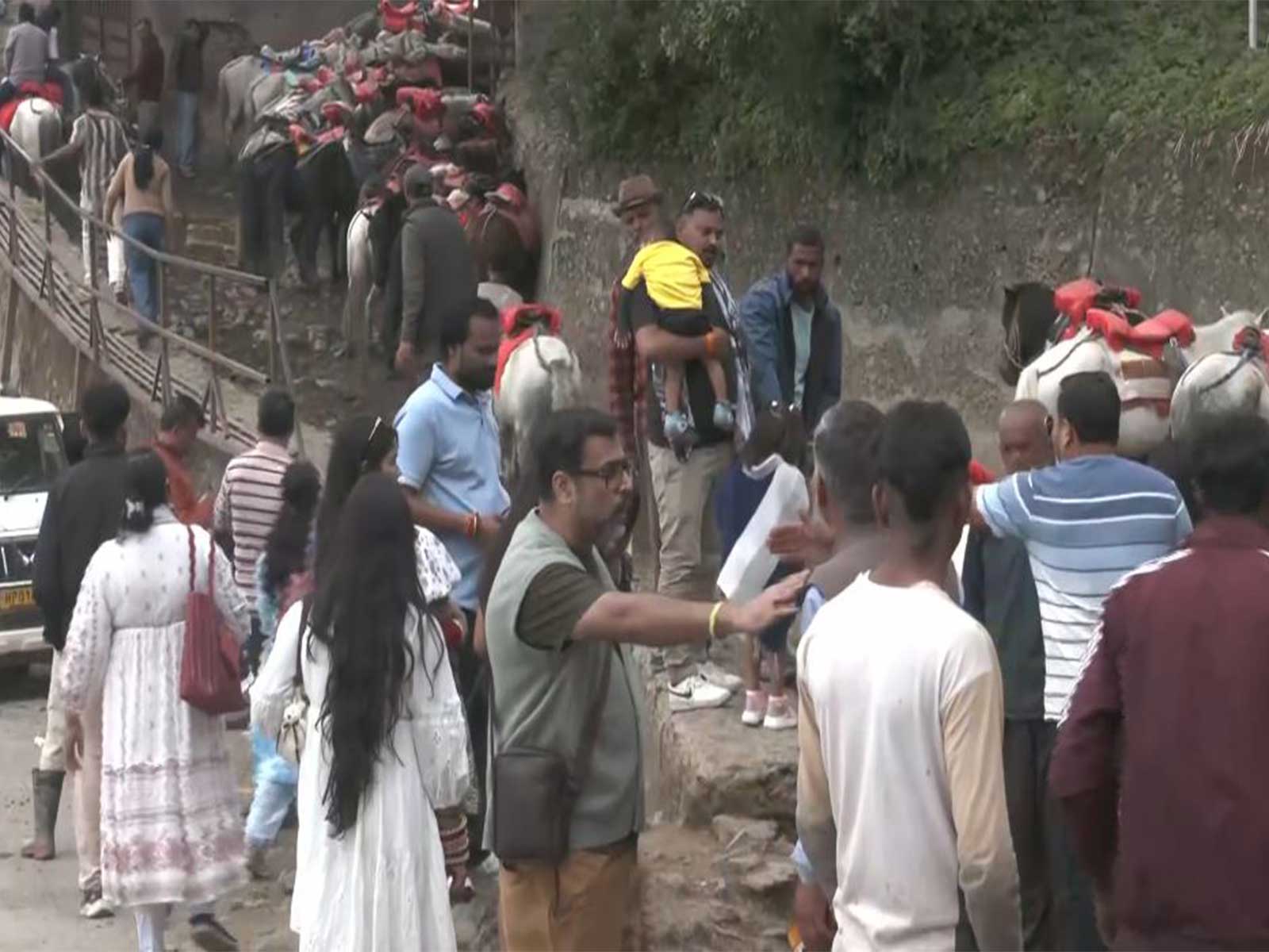 Tourist in Shimla (Photo/ANI)