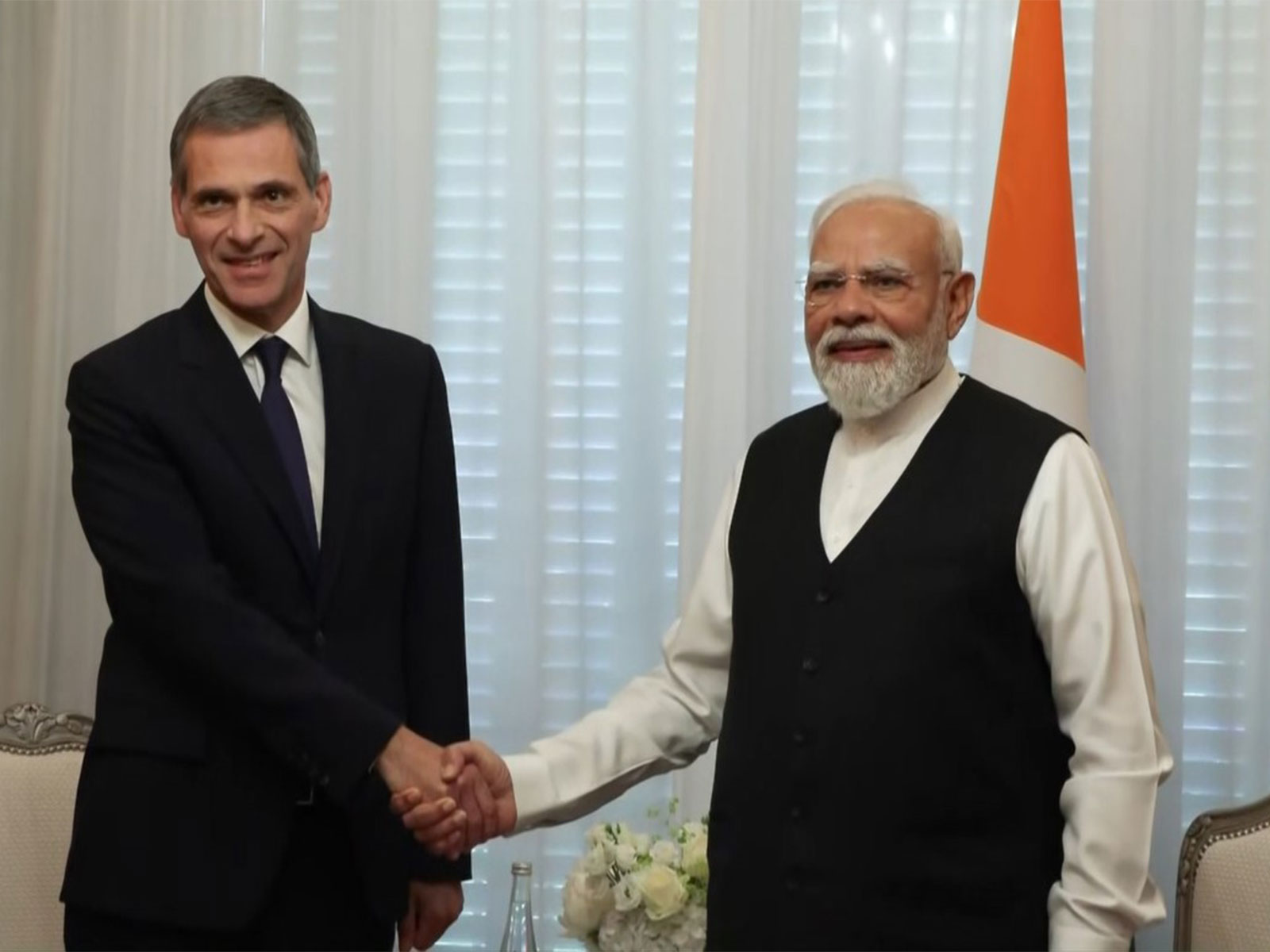 Prime MInister Narendra Modi meets Rodolphe Saade, Chairman & CEO, CMA CGM Group in Paris (Photo/ANI/DD)