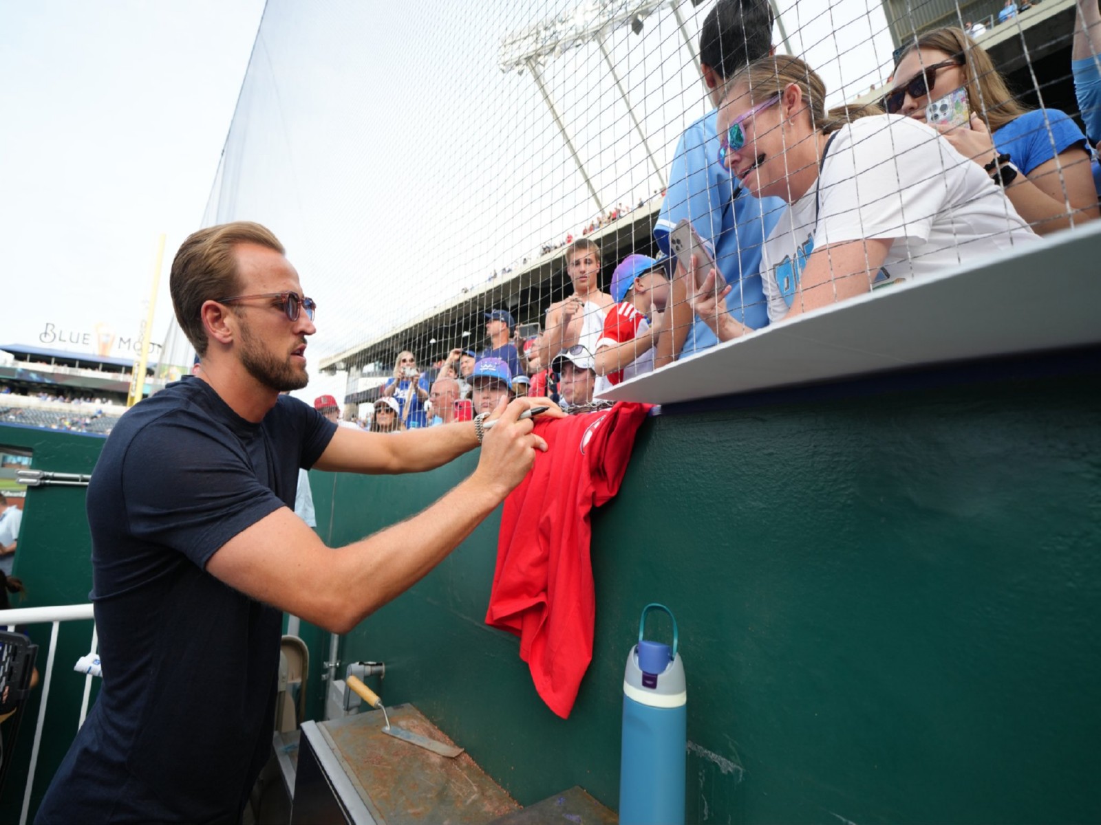 England's Harry Kane at a Major League Baseball game in Kansas City. (Photo: X/ @HKane)