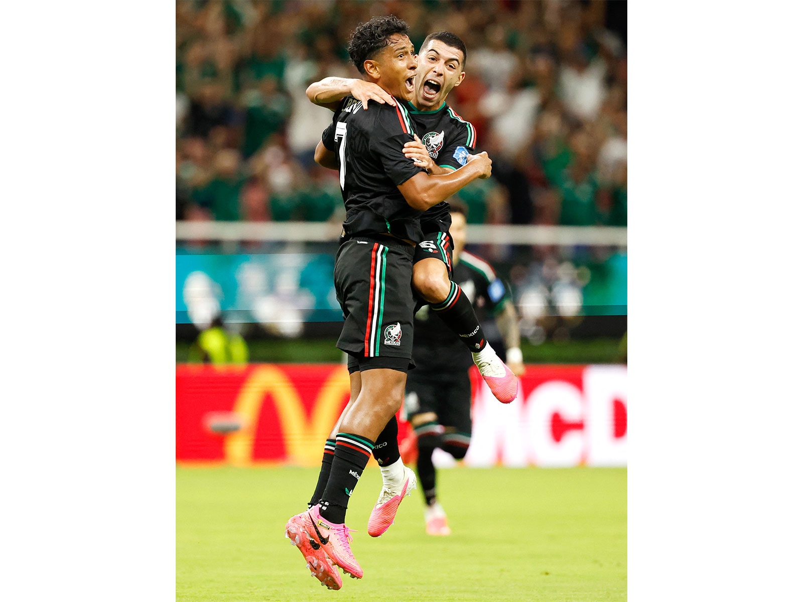 Mexico players celebrating a goal in Group A match against South Korea. (Photo: X/ @FIFAWorldCup)
