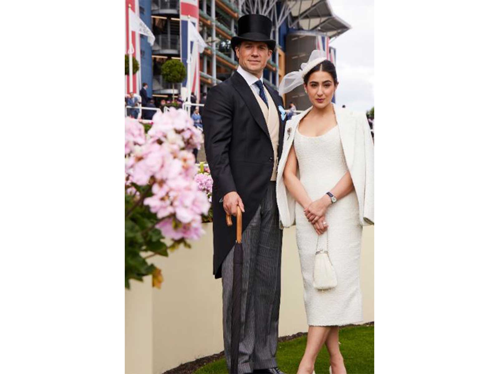 Sara Ali Khan and Hollywood star Henry Cavill (Photo/instagram/@saraalikhan95)