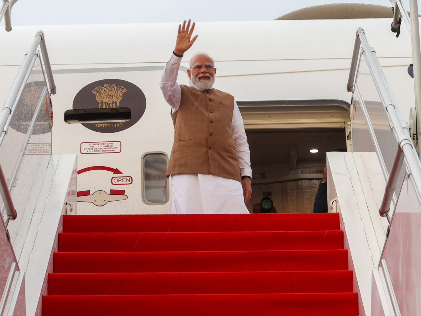 Prime Minister Narendra Modi departs from France (Photo: X@MEAIndia)
