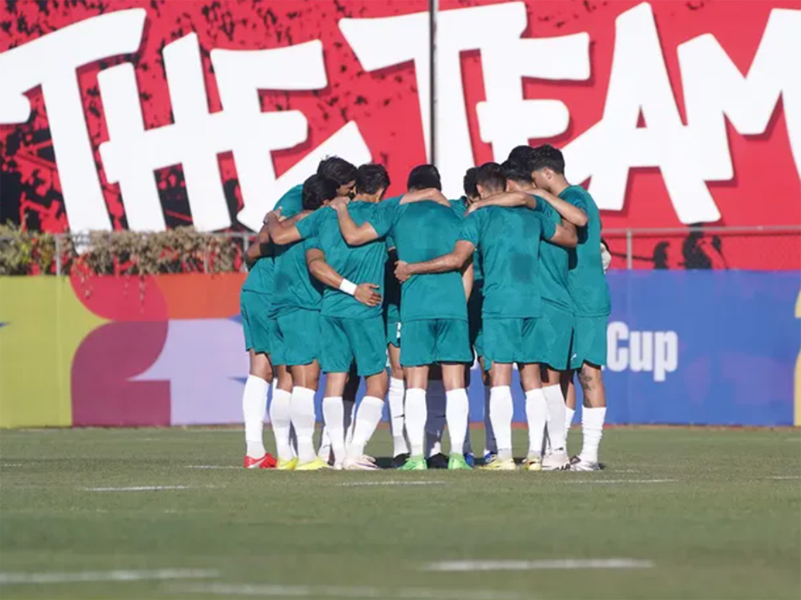 Iran football team. (Photo/@teammellifootball Instagram)