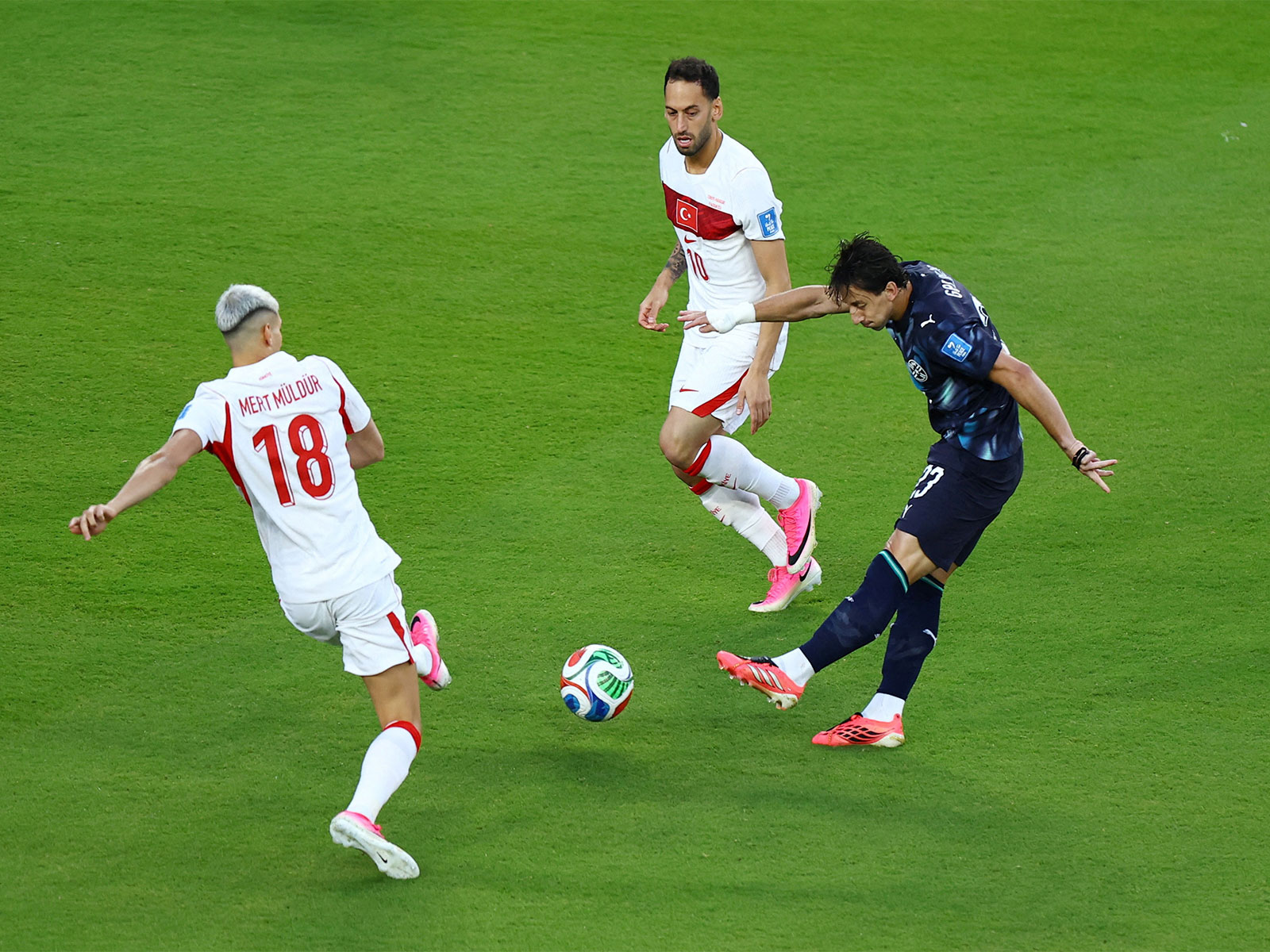 Soccer Football - FIFA World Cup 2026 - Group D - Turkey v Paraguay - San Francisco Bay Area Stadium, Santa Clara, California, U.S. - June 19, 2026 Paraguay's Matias Galarza scores their first goal. (Photo: REUTERS/Eloisa Lopez)