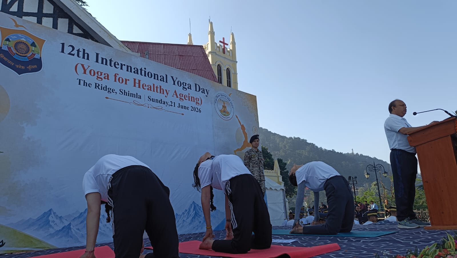  Foreign tourists, students participates in yoga event, (Photo/ANI)