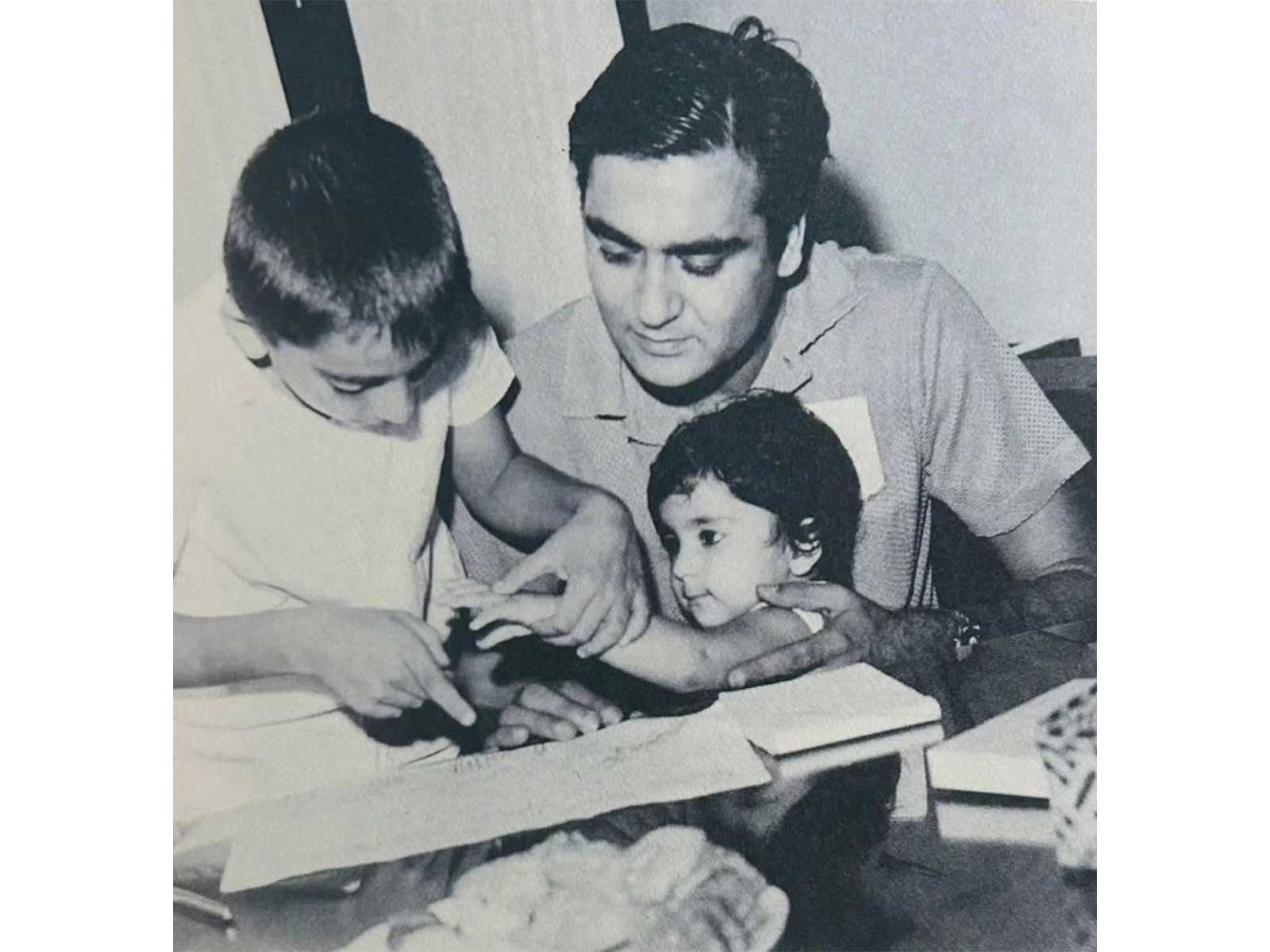 Sanjay Dutt childhood pictures with father (Photo/instagram/@duttsanjay)