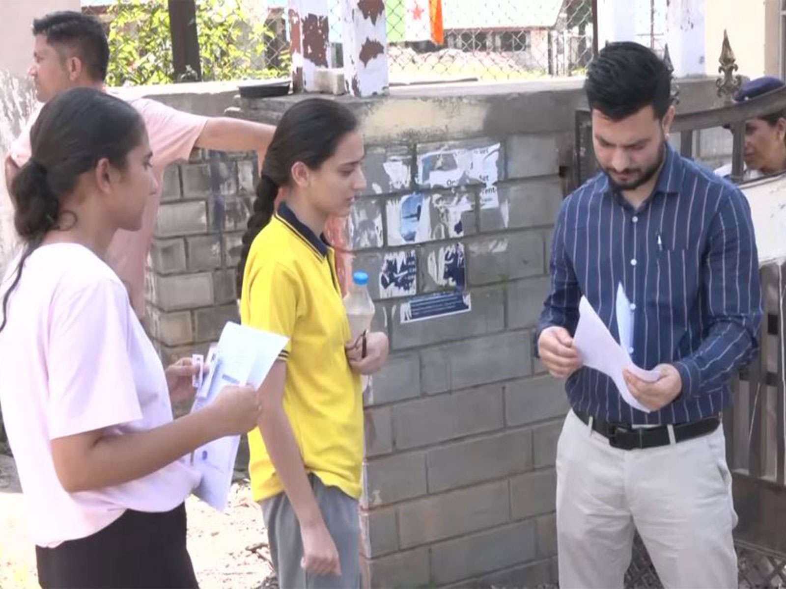 Visual outside a NEET-UG exam centre in Dharamshala, Himachal Pradesh (Photo/ANI)