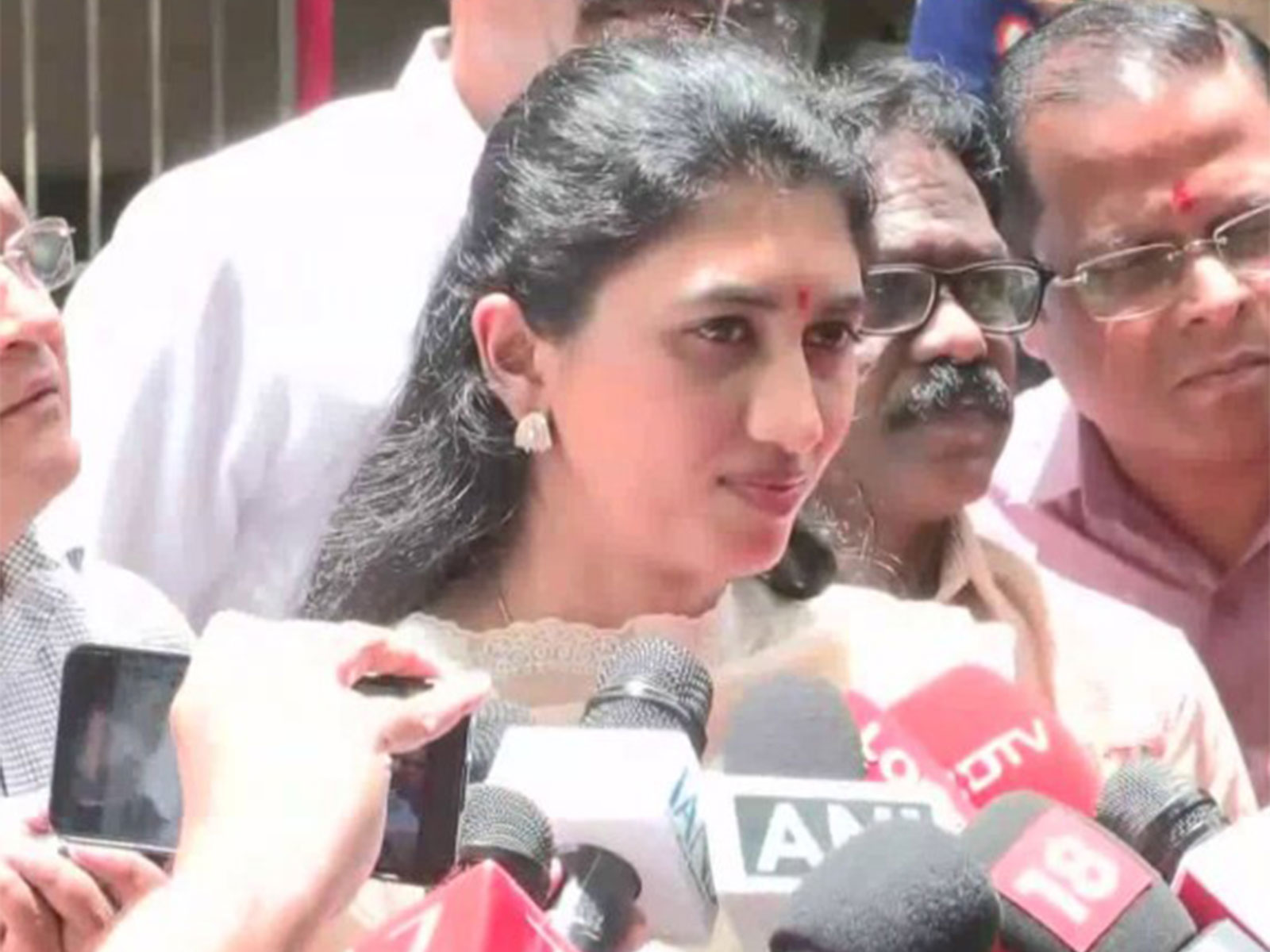 Rajool Patil, daughter of Shiv Sena (UBT) MP Sanjay Dina Patil (Photo/ANI)