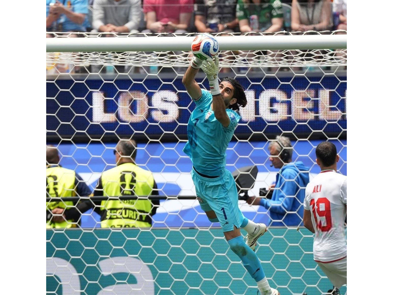 Iran's goalkeeeper Alireza Beiranvand (Photo: X/ @IraninHyderabad)