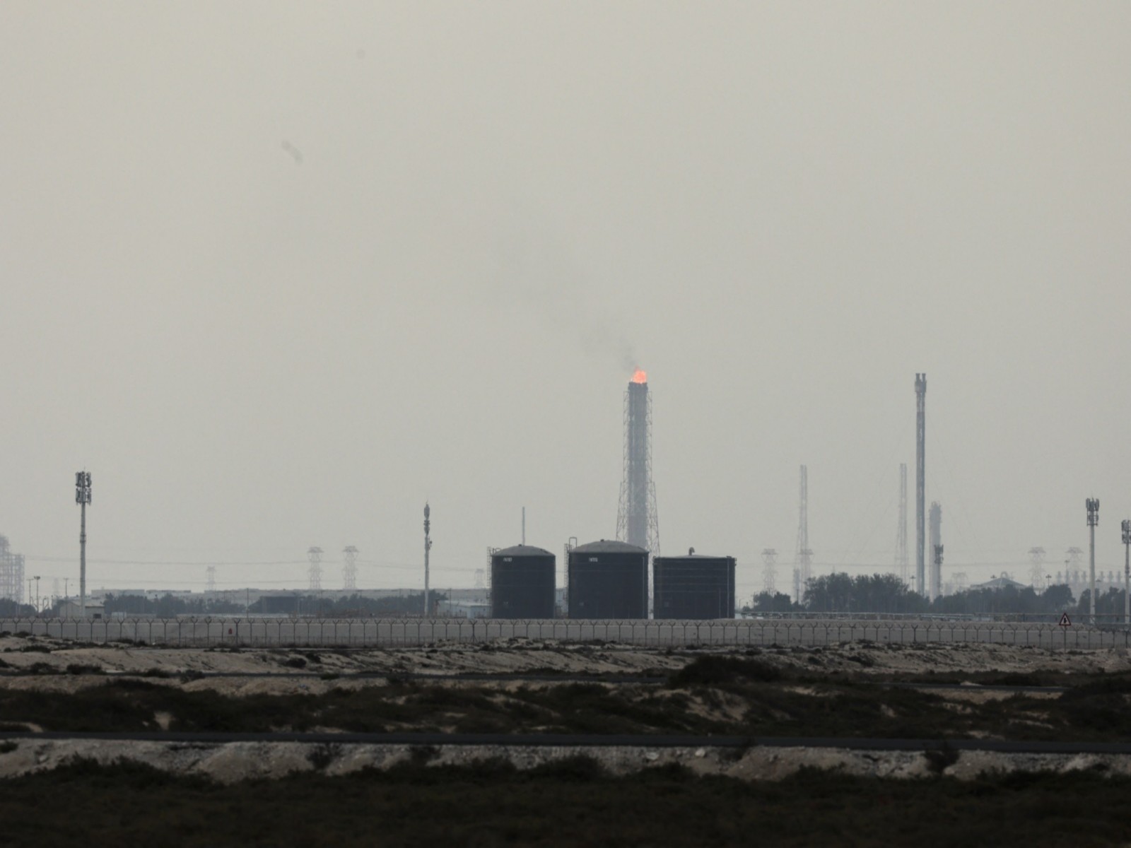 Qatar's LNG production facilities in Ras Laffan Industrial City (Photo/Reuters)
