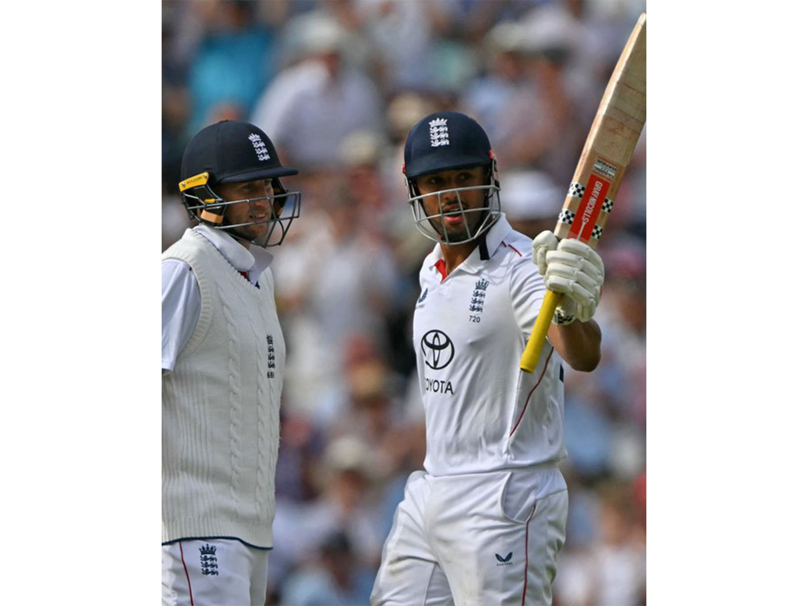 England batters Joe Root (L) and Emilio Gay. (Photo: X/ @englandcricket)