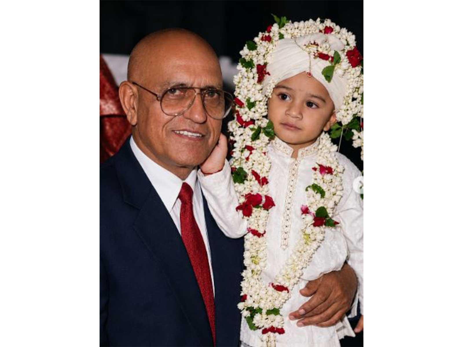 Late actor Amrish Puri with his grandson Vardhan  (Image source: Vardhan's Instagram)
