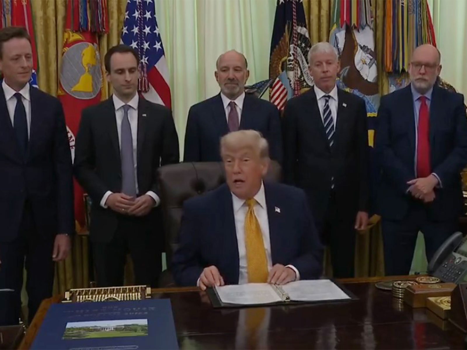 US President Donald Trump signs executive orders on Quantum Technology (Photo/Youtube/WhiteHouse)