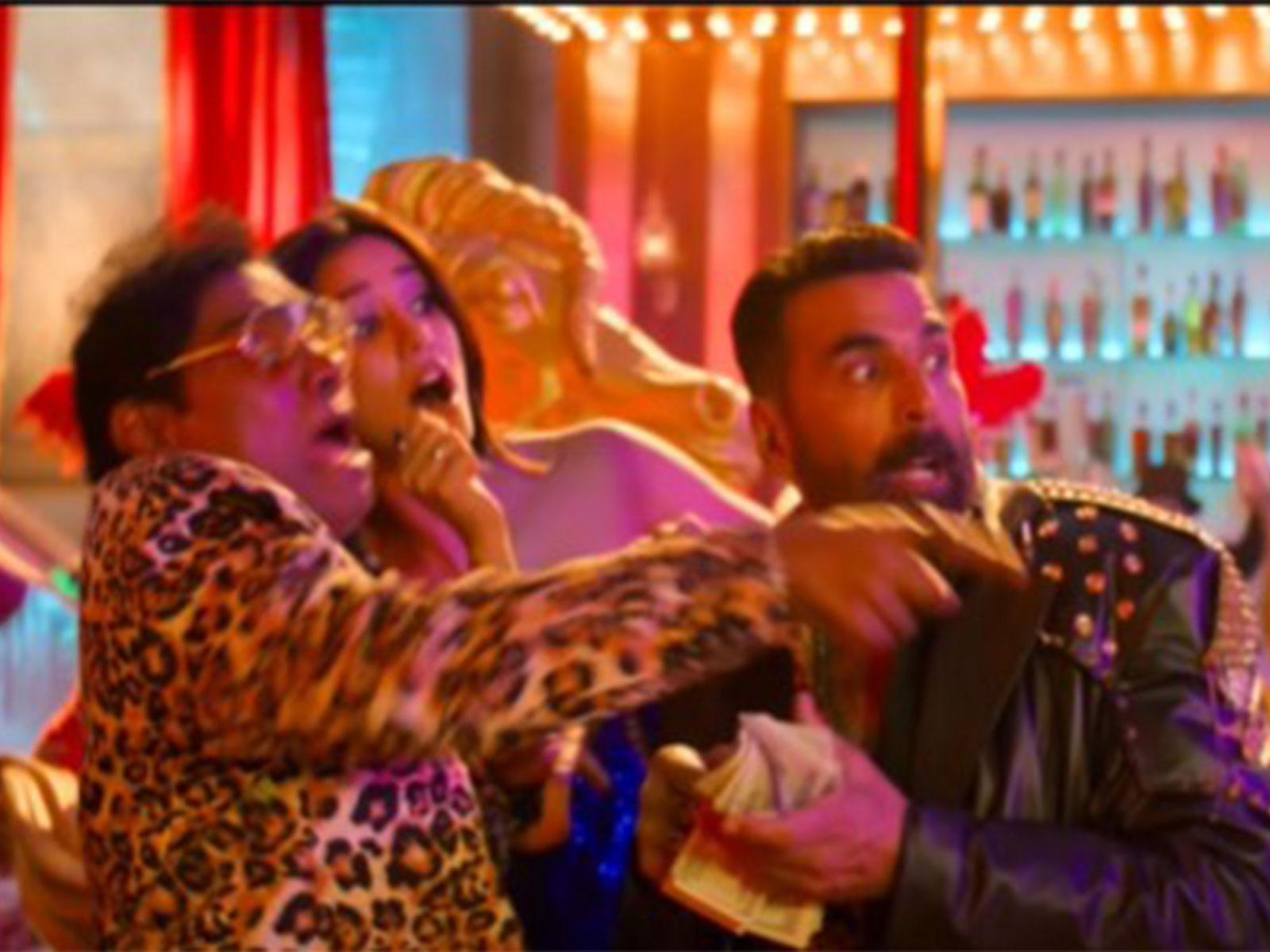Still from Welcome 3 song (Image source: Times Music)