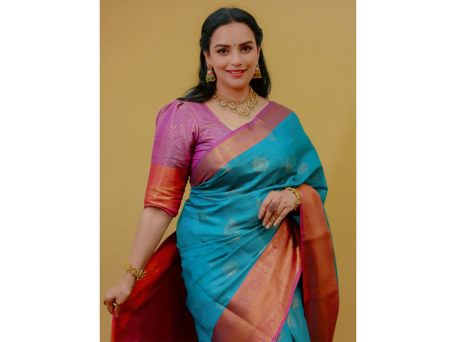 Actor Shwetha Menon (Photo/Instagram@shwetha_menon)