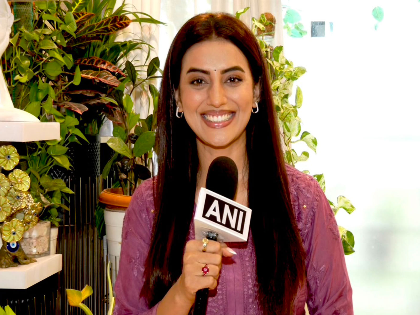 Actor Akshara Singh (Image source: ANI)
