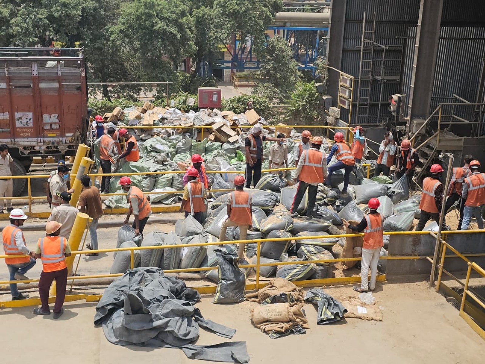 Narcotics substances being destroyed (Photo /CBN MP unit)
