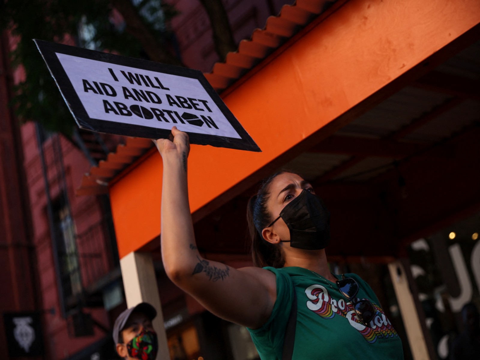 Abortion rights activists march outside St. Patrick's Old Cathedral in New York City (File photo/Reuters)