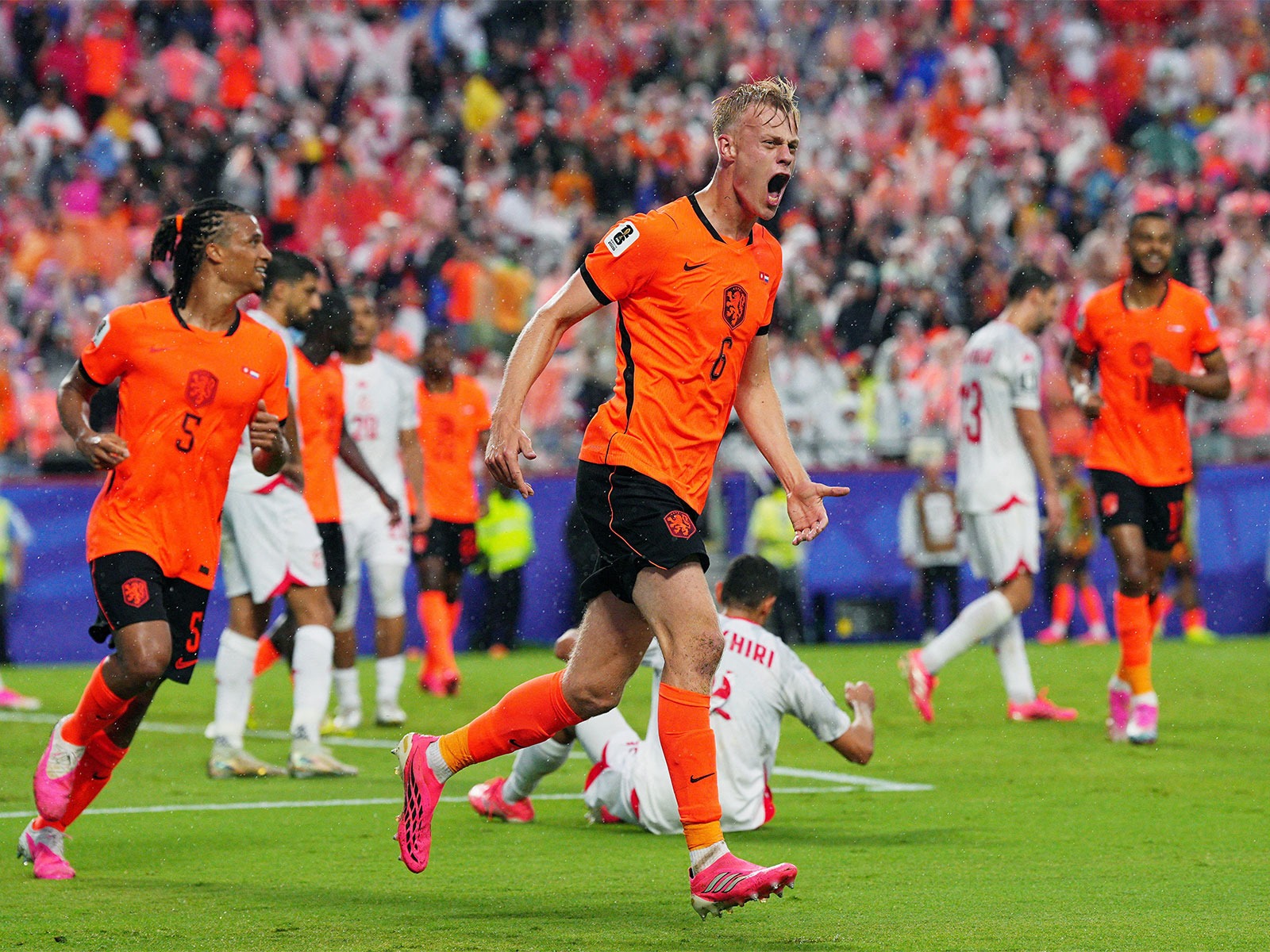 Netherlands' Jan Paul van Hecke celebrating (Photo: IMAGN IMAGES via Reuters)