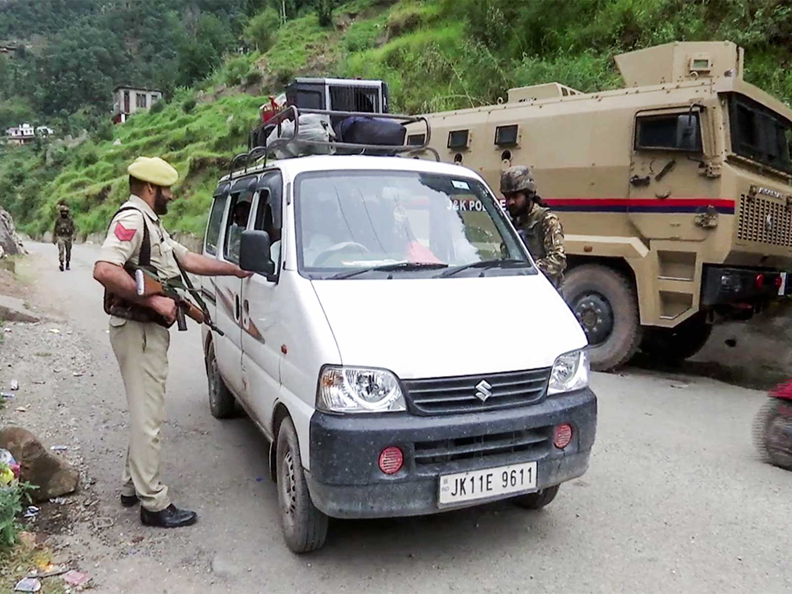 Security forces intensify search operations in the Dorimal forests of Gambir Mughlan area (Photo/ANI)