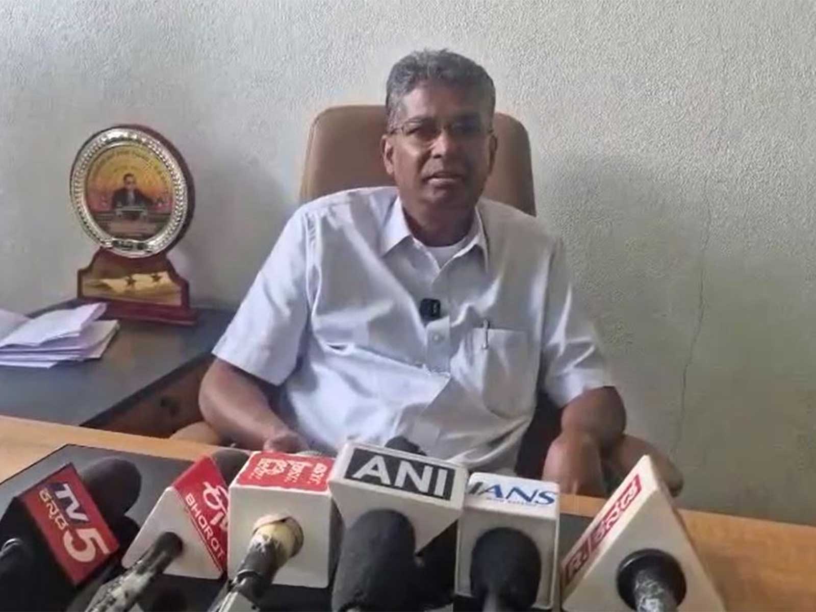 Karnataka Minister Satish Jarkiholi (Photo/ANI)