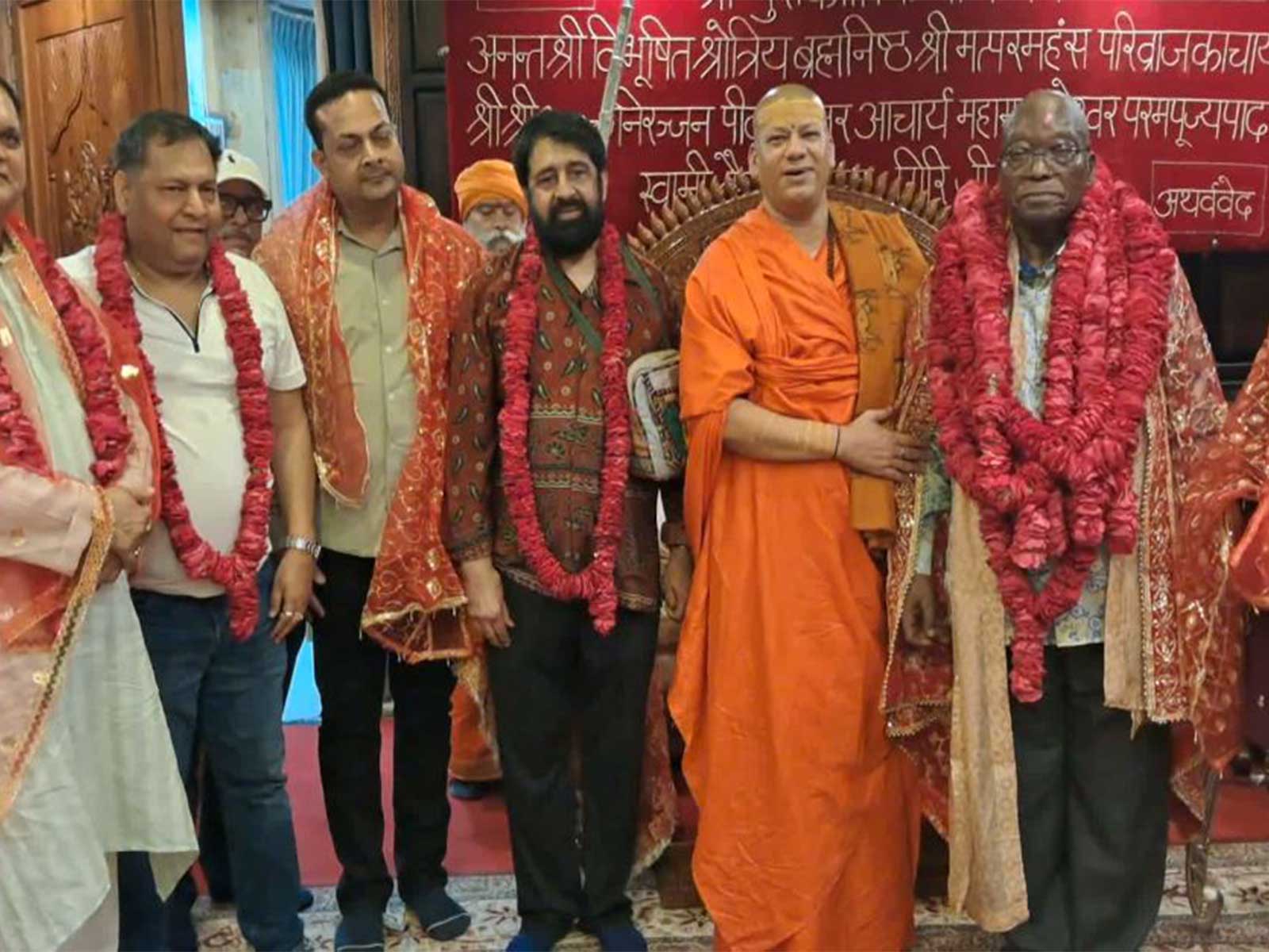 Former South African President Jacob Zuma offers prayers at Dakshin Kali temple in Haridwar (Photo/ ANI)