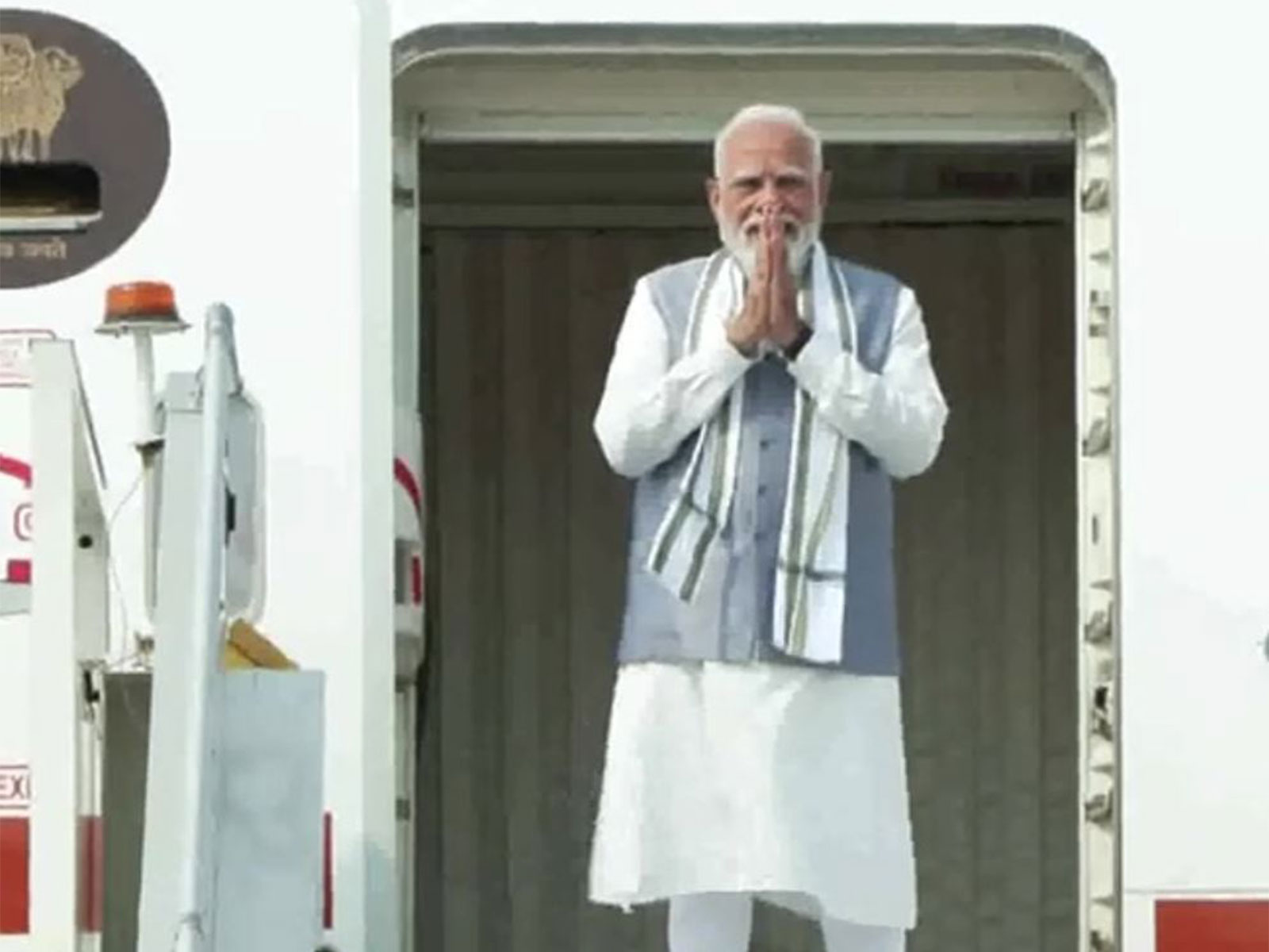 PM Modi emplanes for two-day state visit to Seychelles (Photo/Youtube@NarendraModi)