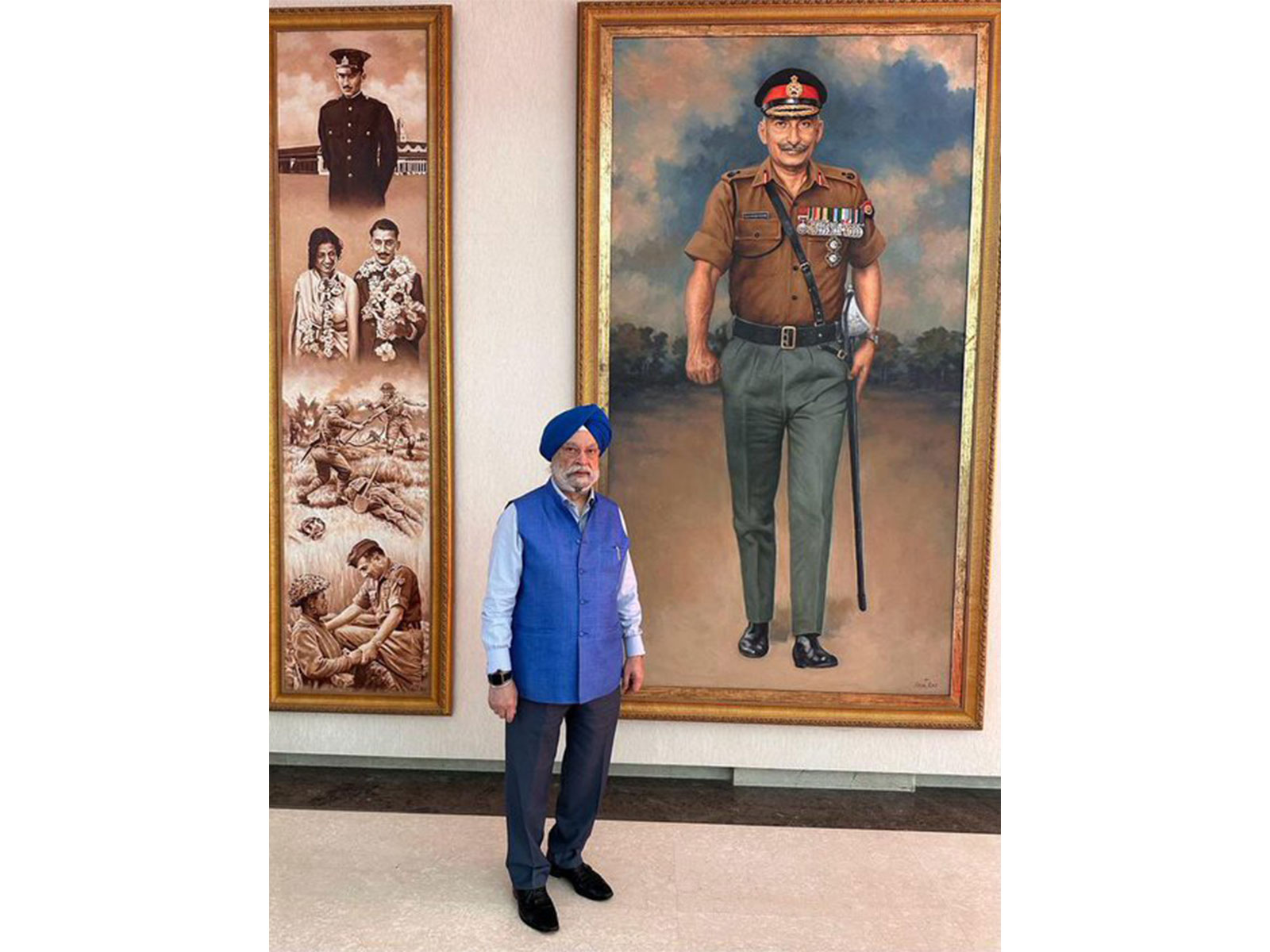 Union Minister Hardeep Singh Puri pays tribute to Field Marshal Sam Manekshaw (Photo/@HardeepSPuri)