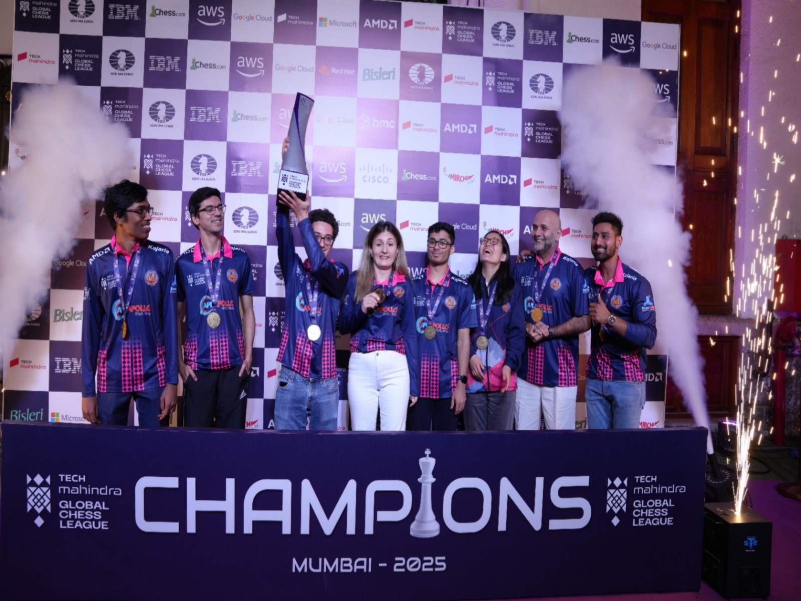 Alpine SG Pipers with the Global Chess League trophy in 2025. (Photo: Global Chess League)