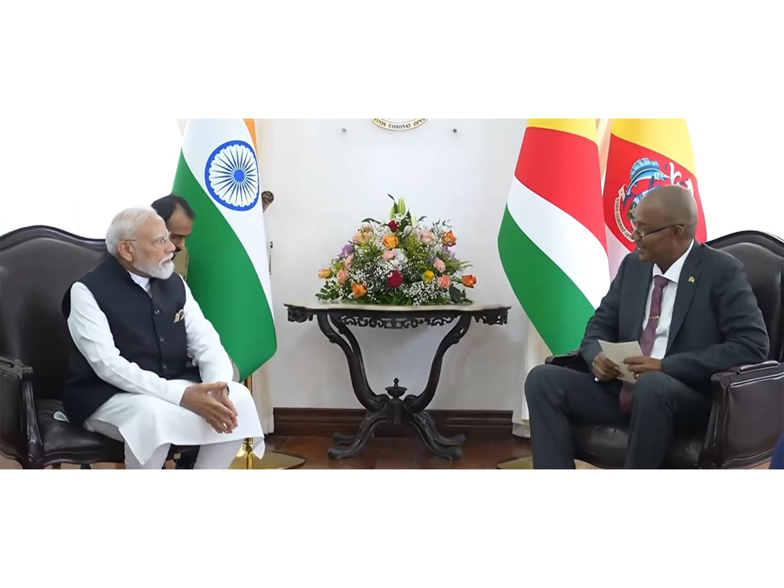 PM Modi holds talks with Seychelles President (Photo/DDNews)