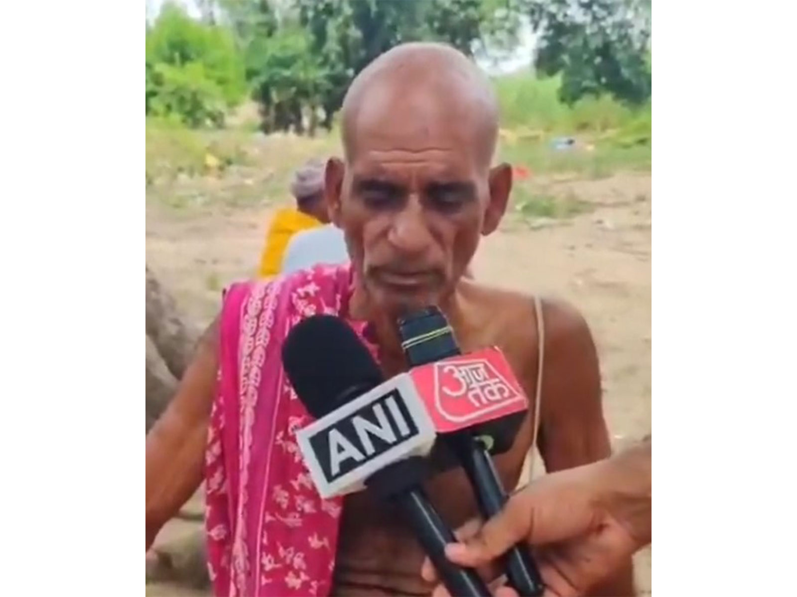 Kashinath Tiwari, father of Bharat Bhushan Tiwari (Photo/ANI)