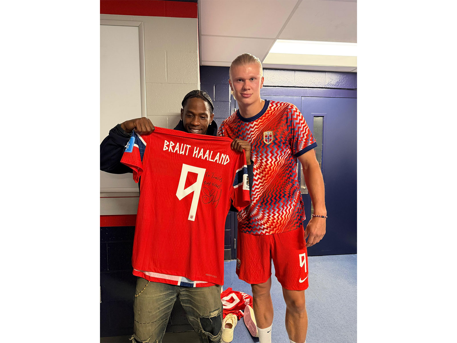 Travis Scott with Erling Haaland (Photo: @ErlingHaaland X)