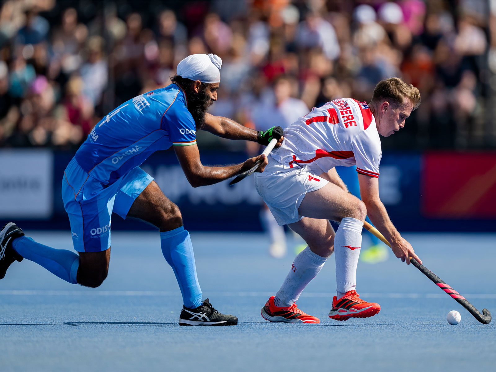Player in action during India vs England clash. (Photo/FIH)