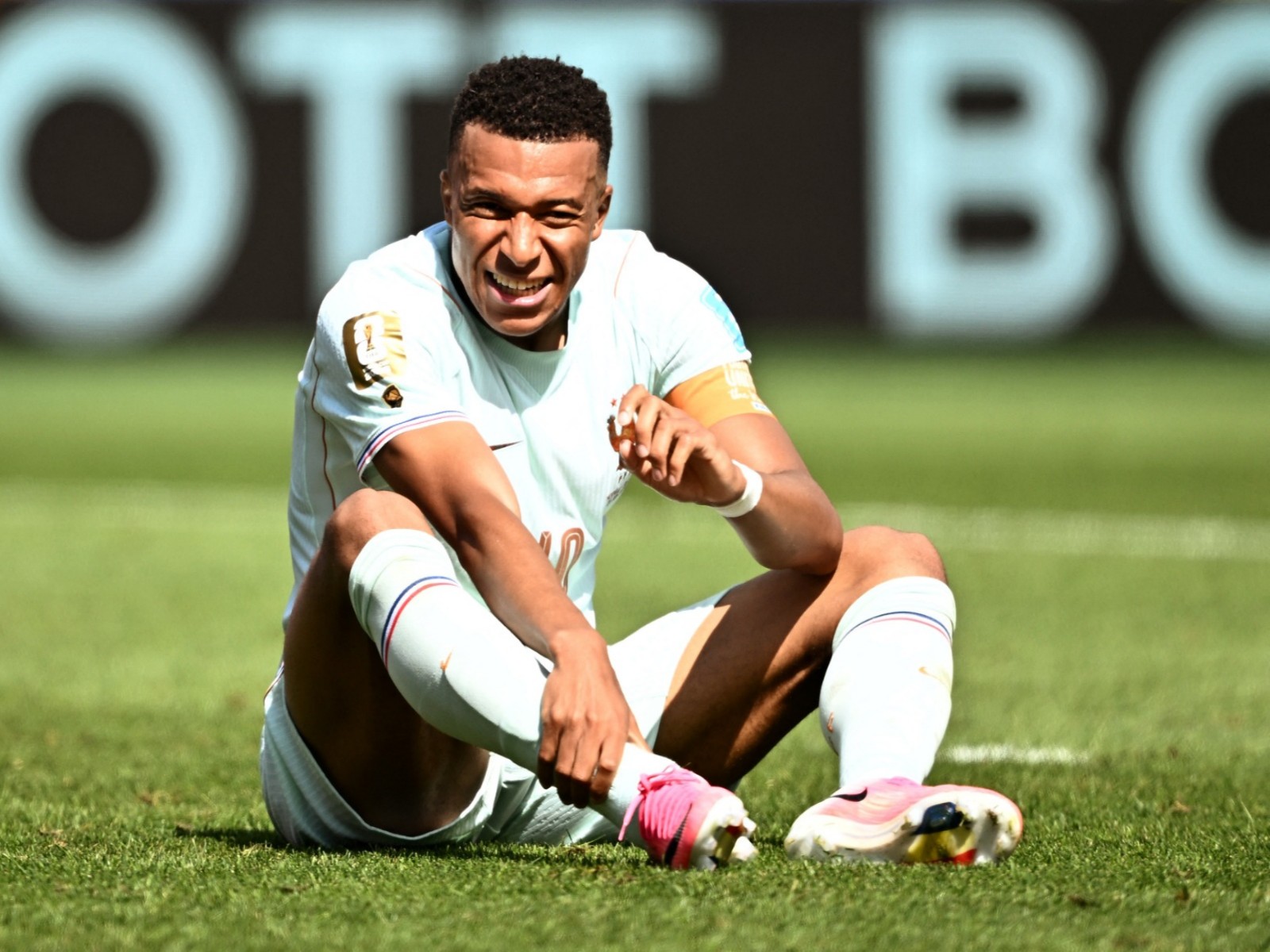 France's Kylian Mbappe reacts on the ground during the match against Norway (Photo: Reuters)