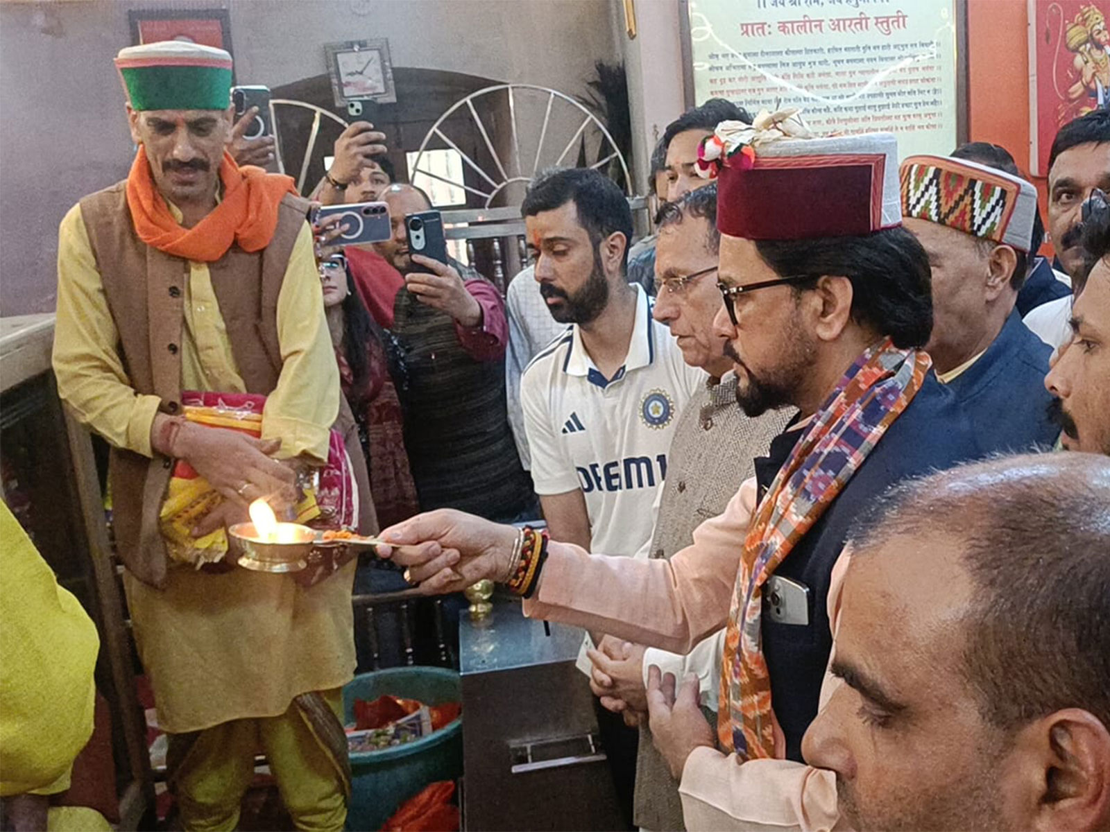  Anurag Thakur prays at Jakhu Temple in Himachal Pradesh (Photo/ANI) 