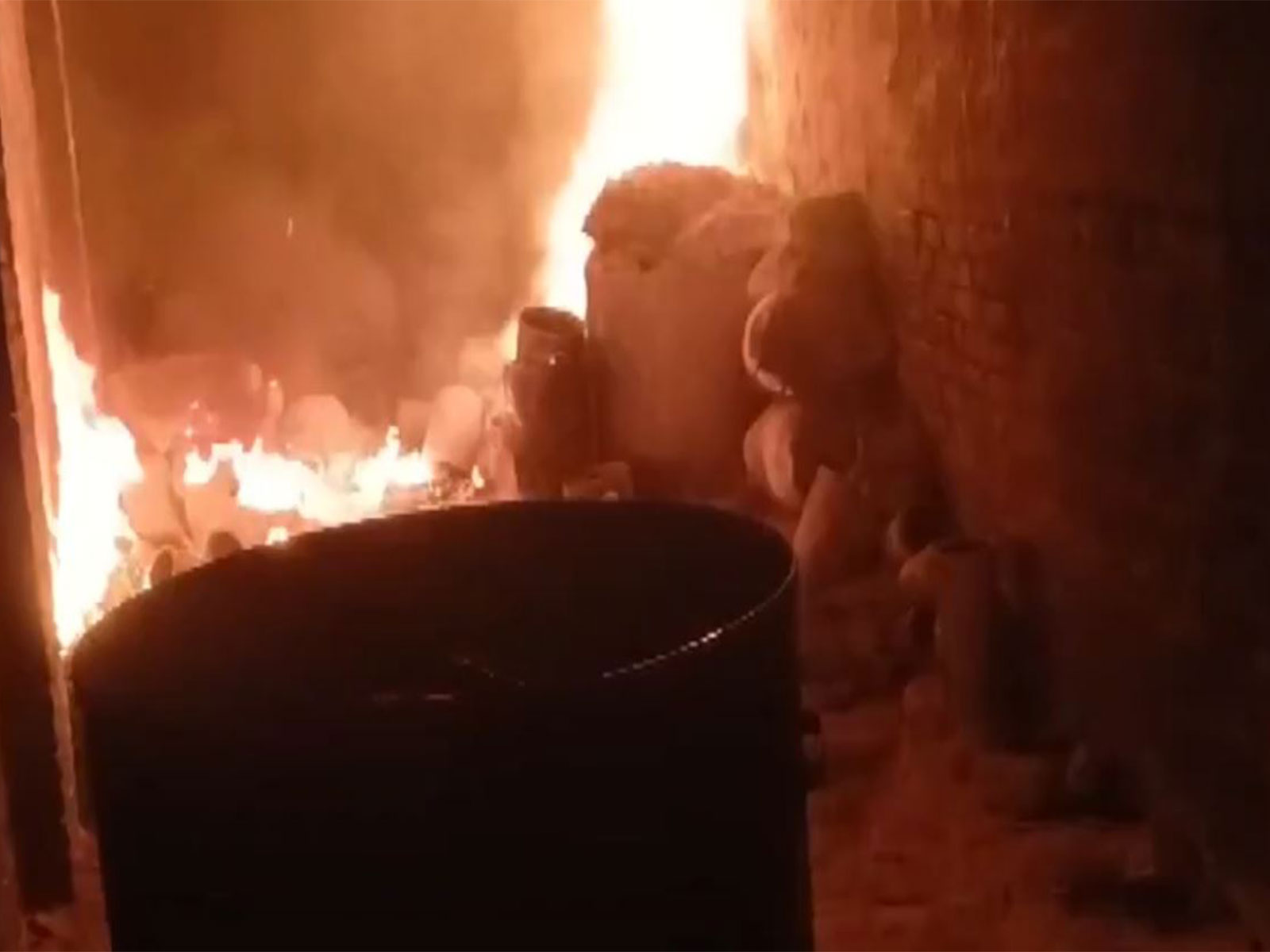 Fire broke out at a chemical factory in Meerut (Photo/ANI)