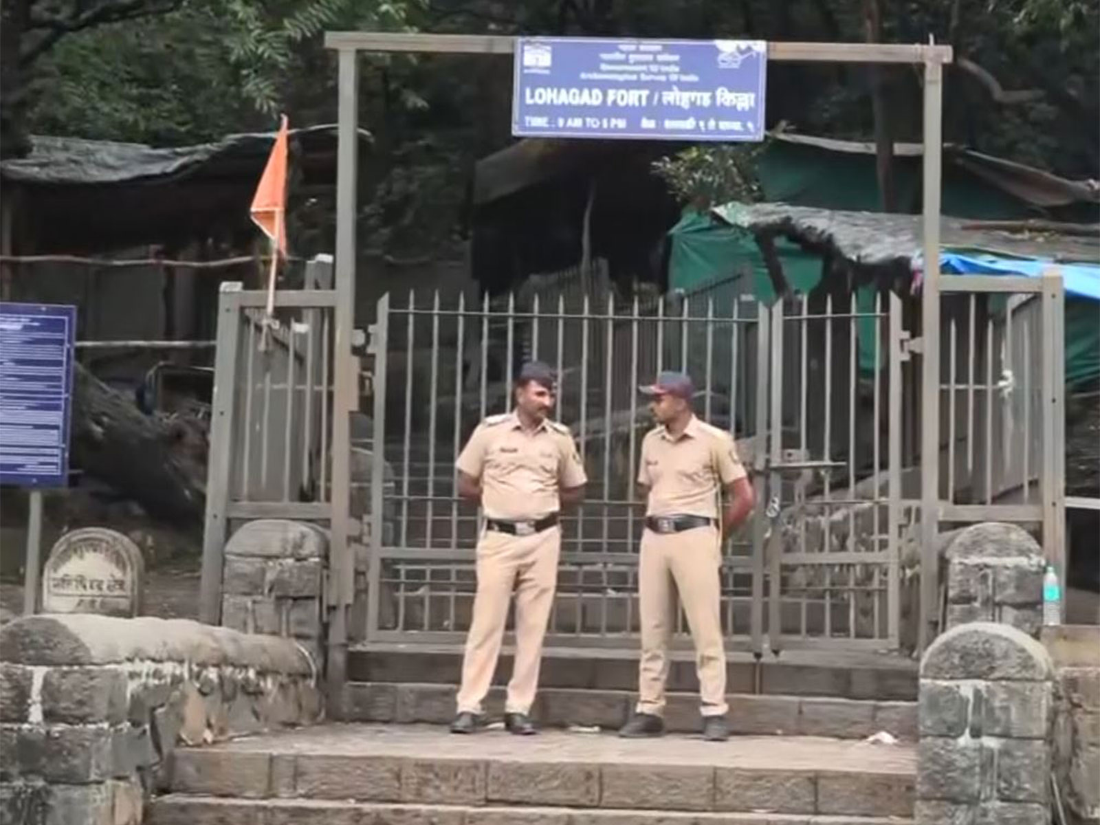 Lonavala Police closes off Lohagad Fort in Maharashtra as the investigation into the Ketan Agarwal murder case continues (Photo/ANI)
