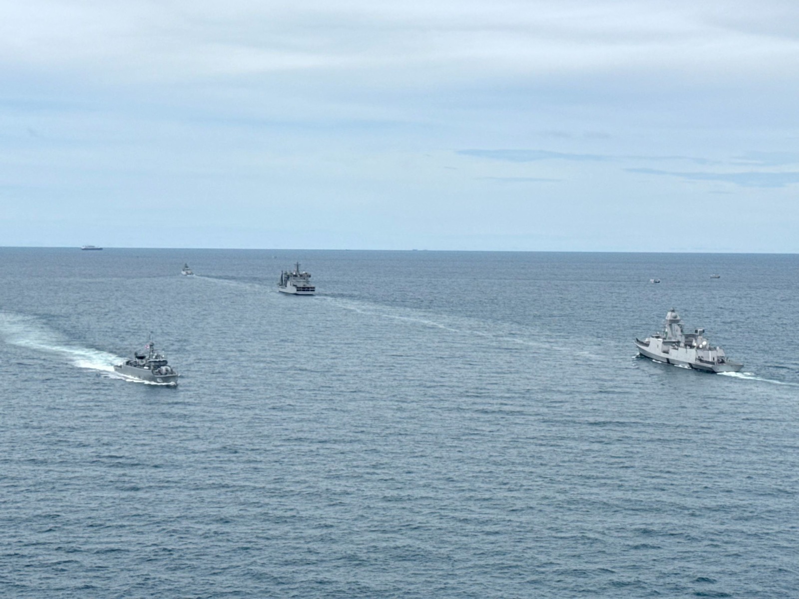 Indian Naval Ships at Thailand (Photo: X@indiannavy)