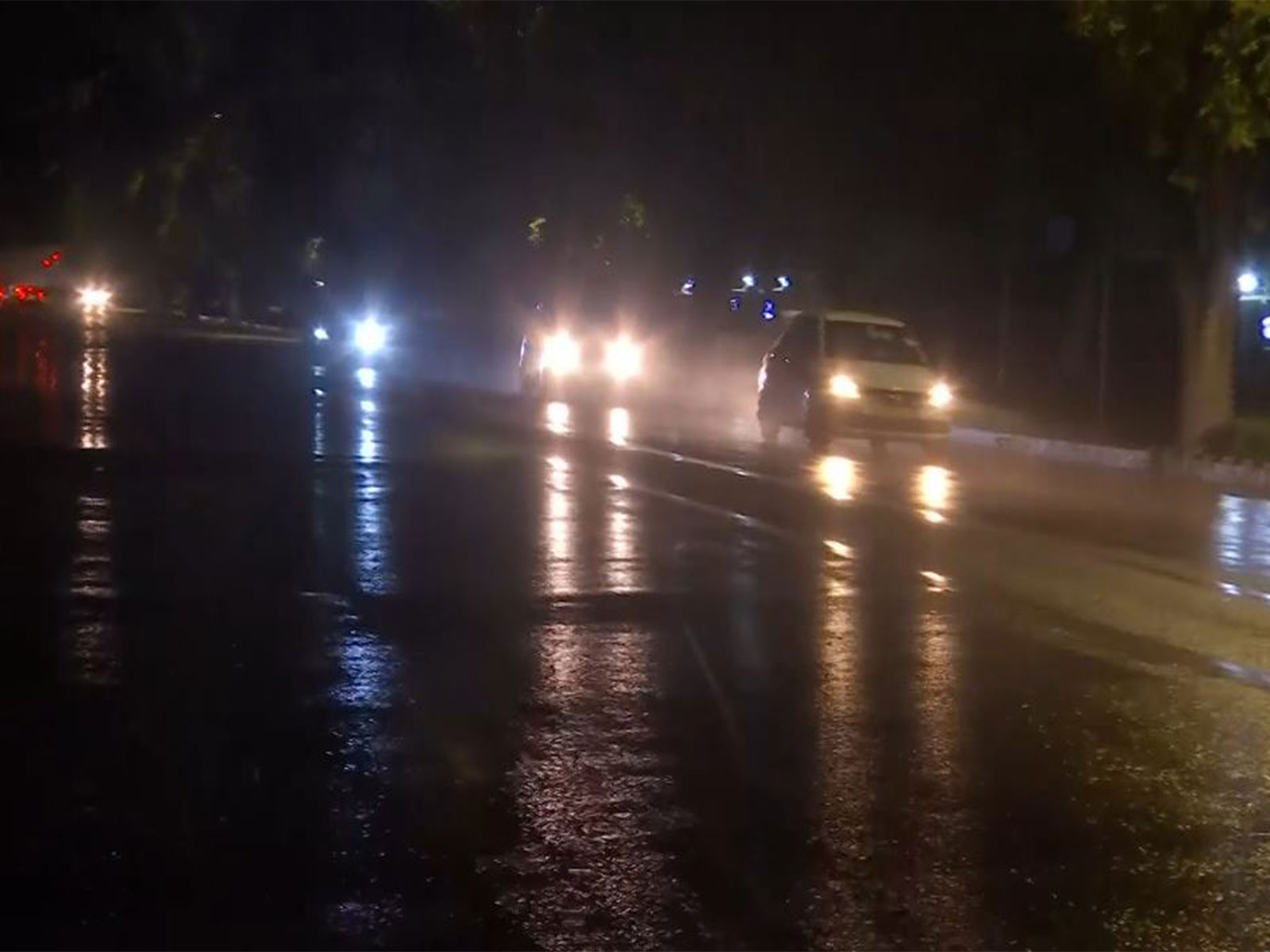 Visuals from Feroz Shah Road (Photo/ANI)