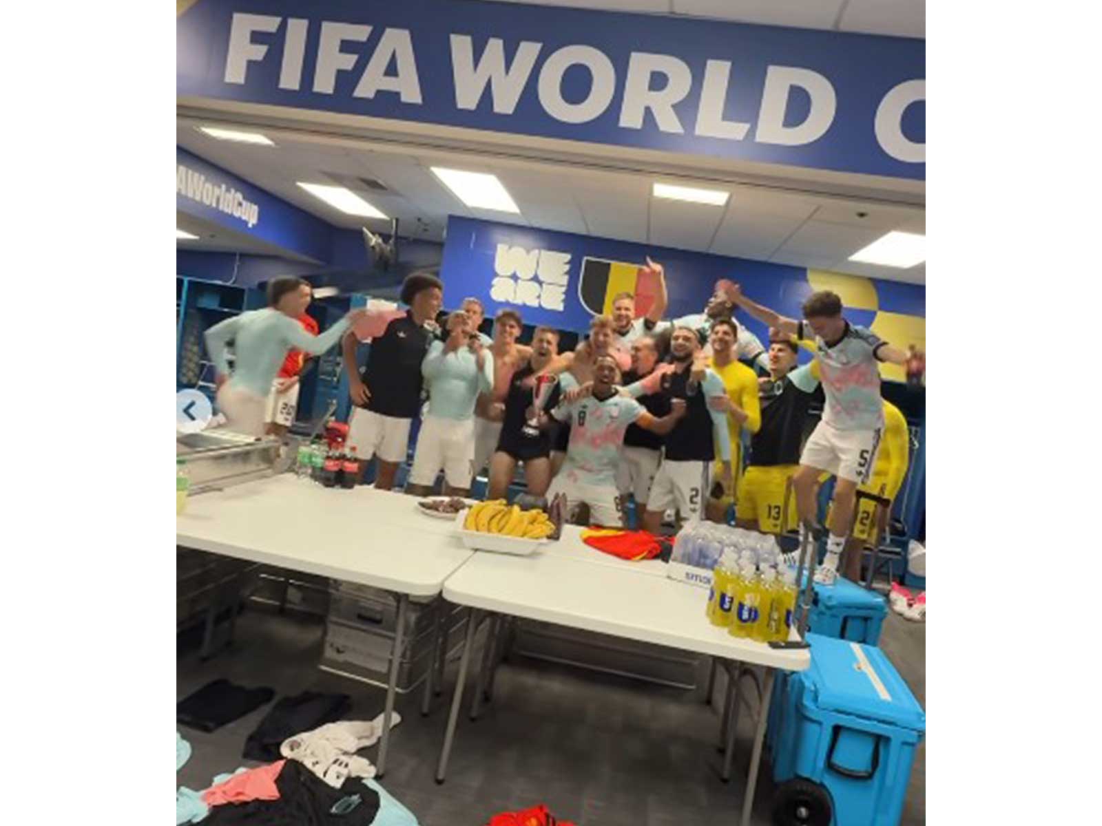 Scenes from Belgium dressing room. (Photo: @belgianreddevils Instagram)