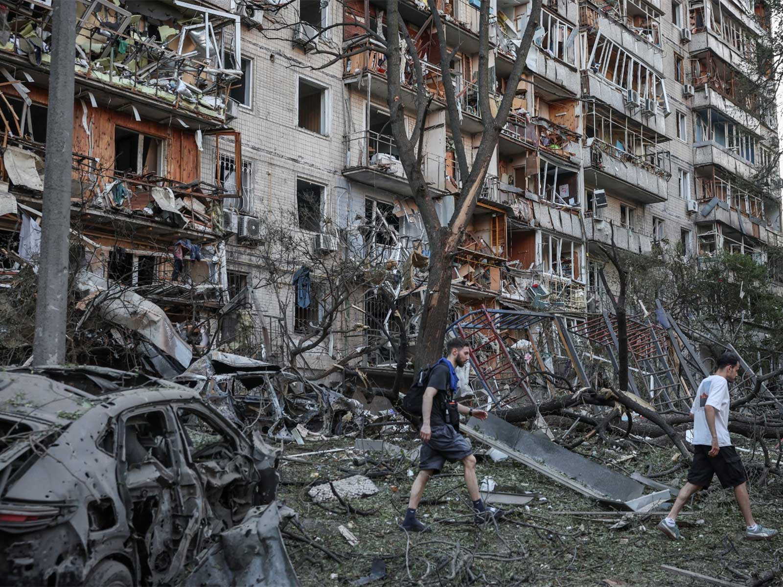 Aftermath of overnight Russian missile and drone strikes in Kyiv (Photo/Reuters)