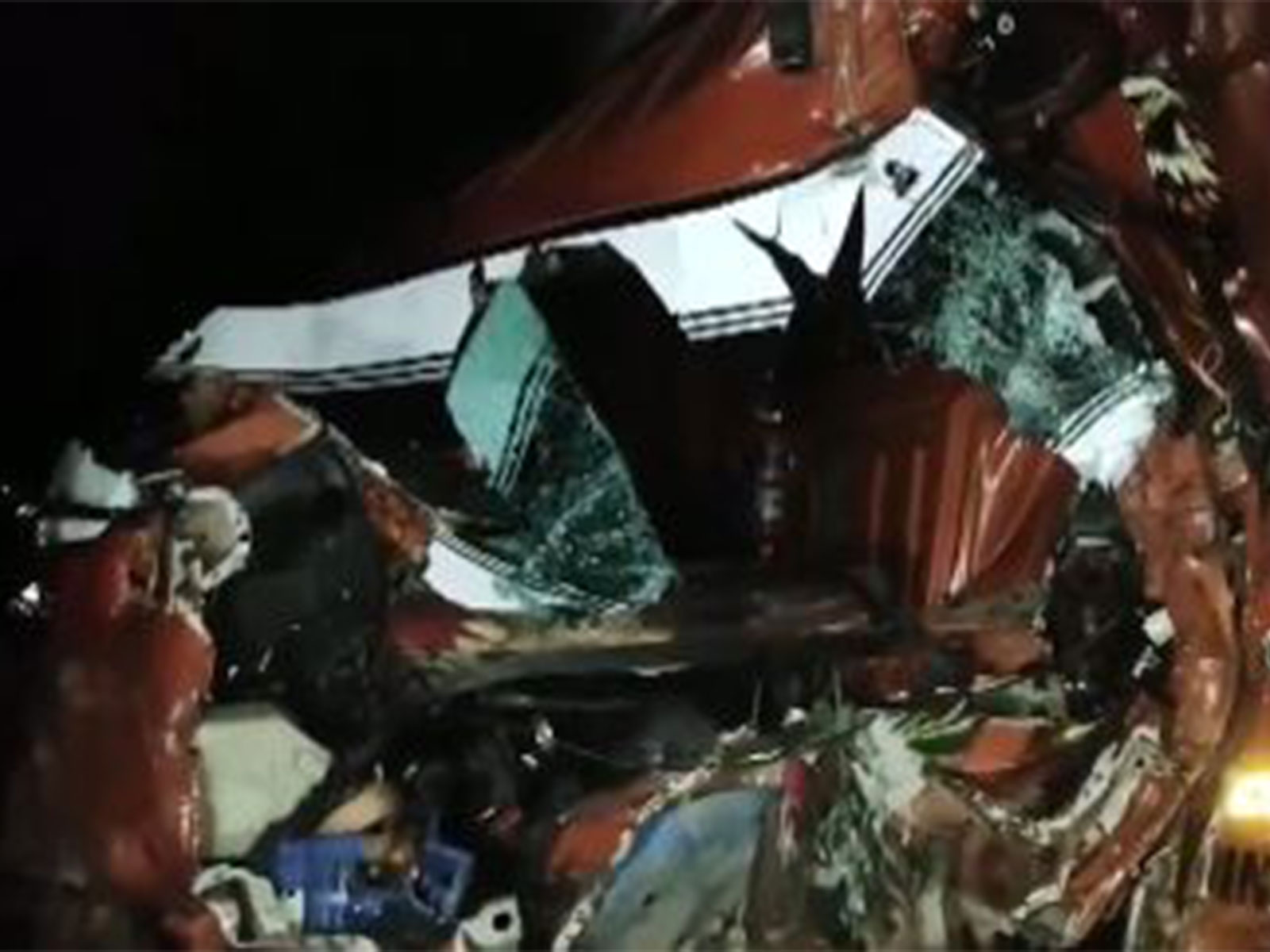 Road accident in Etah (Photo/ANI)