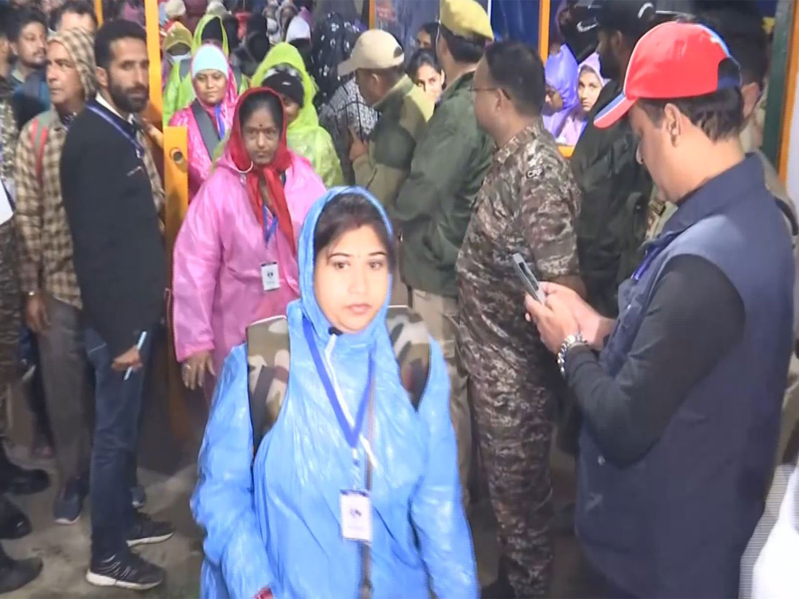 Amarnath yatra begins from Baltal and the Nunwan base camp (Photo/ANI)