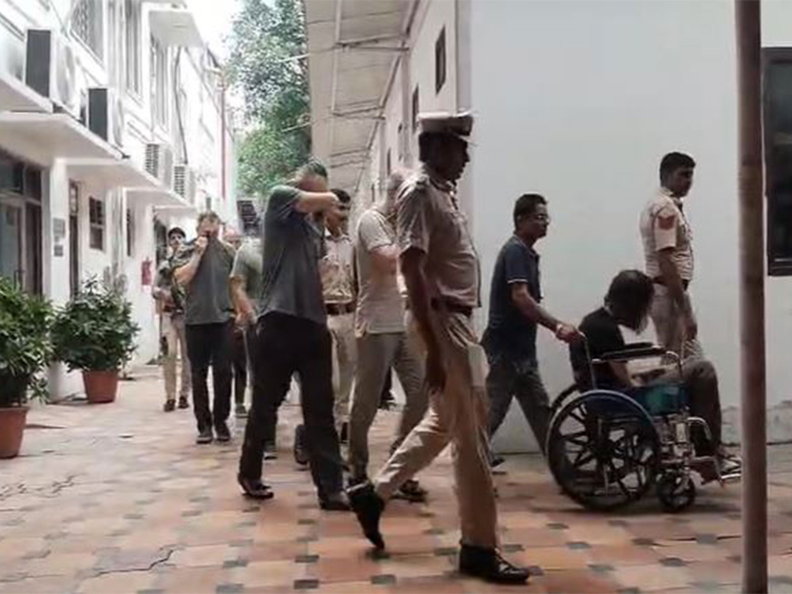 5 Ukrainians, 1 US national brought to Patiala House Court (Photo/ANI)