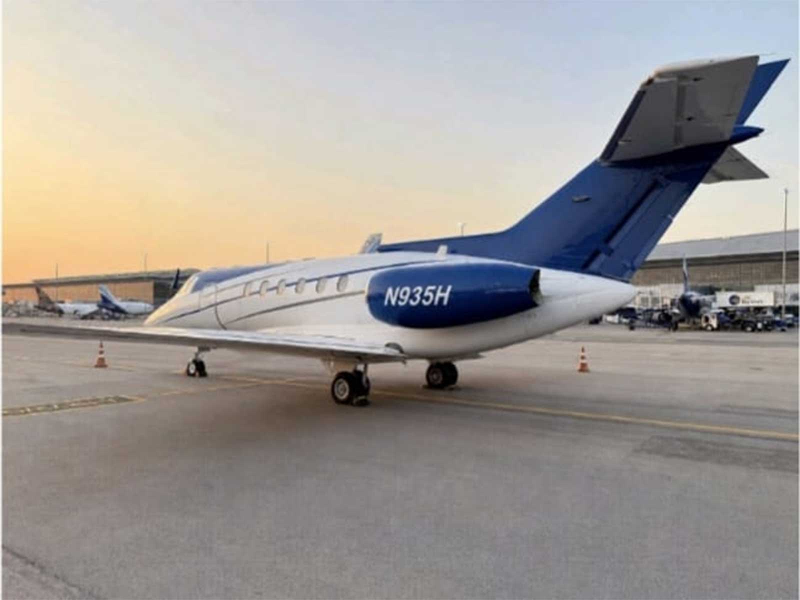 Aircraft Hawker 800A image (Photo: ED)