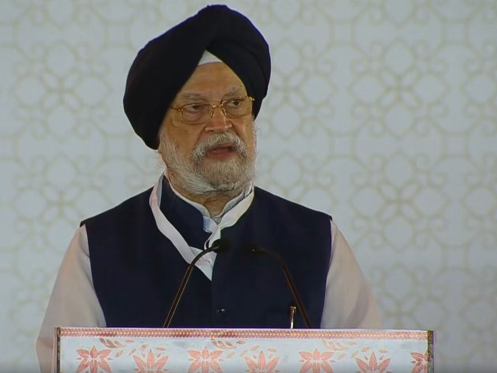 Union Petroleum and Natural Gas Minister Hardeep Singh Puri  (Photo/ANI)