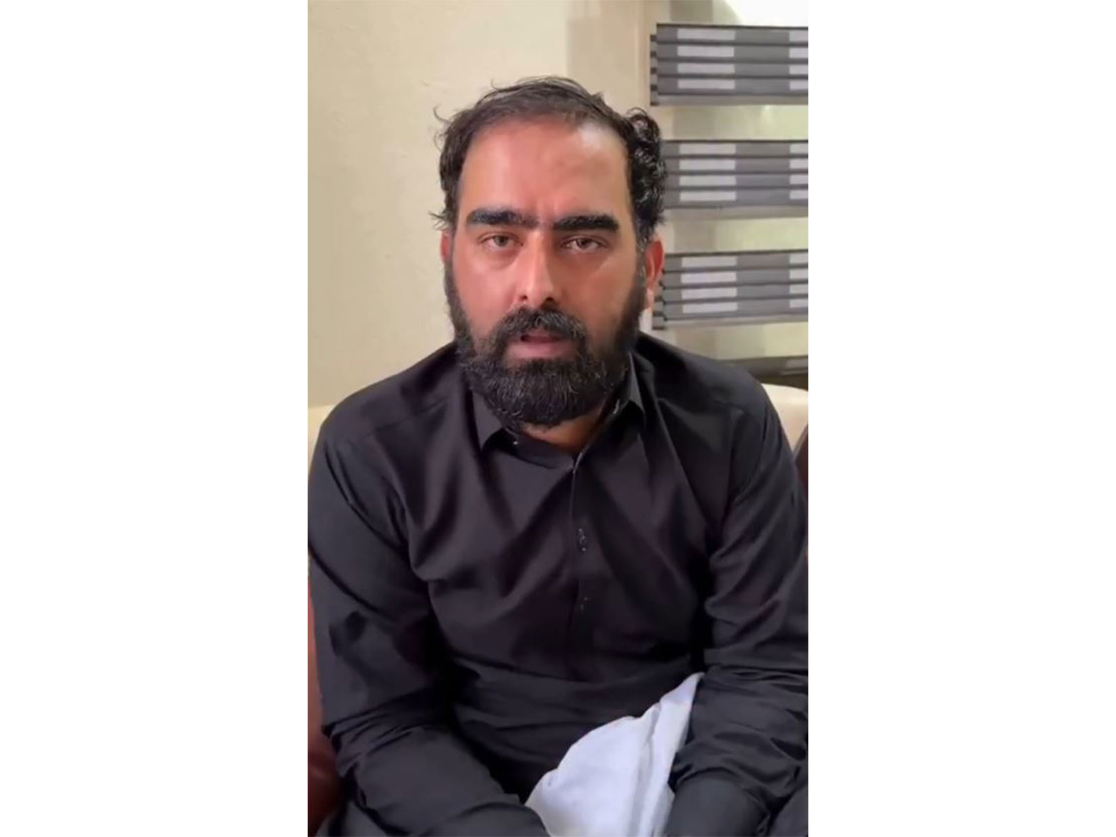 Sardar Aman Khan , Core Member Awami Action Committee (Photo/Screengrab of Viral Video)