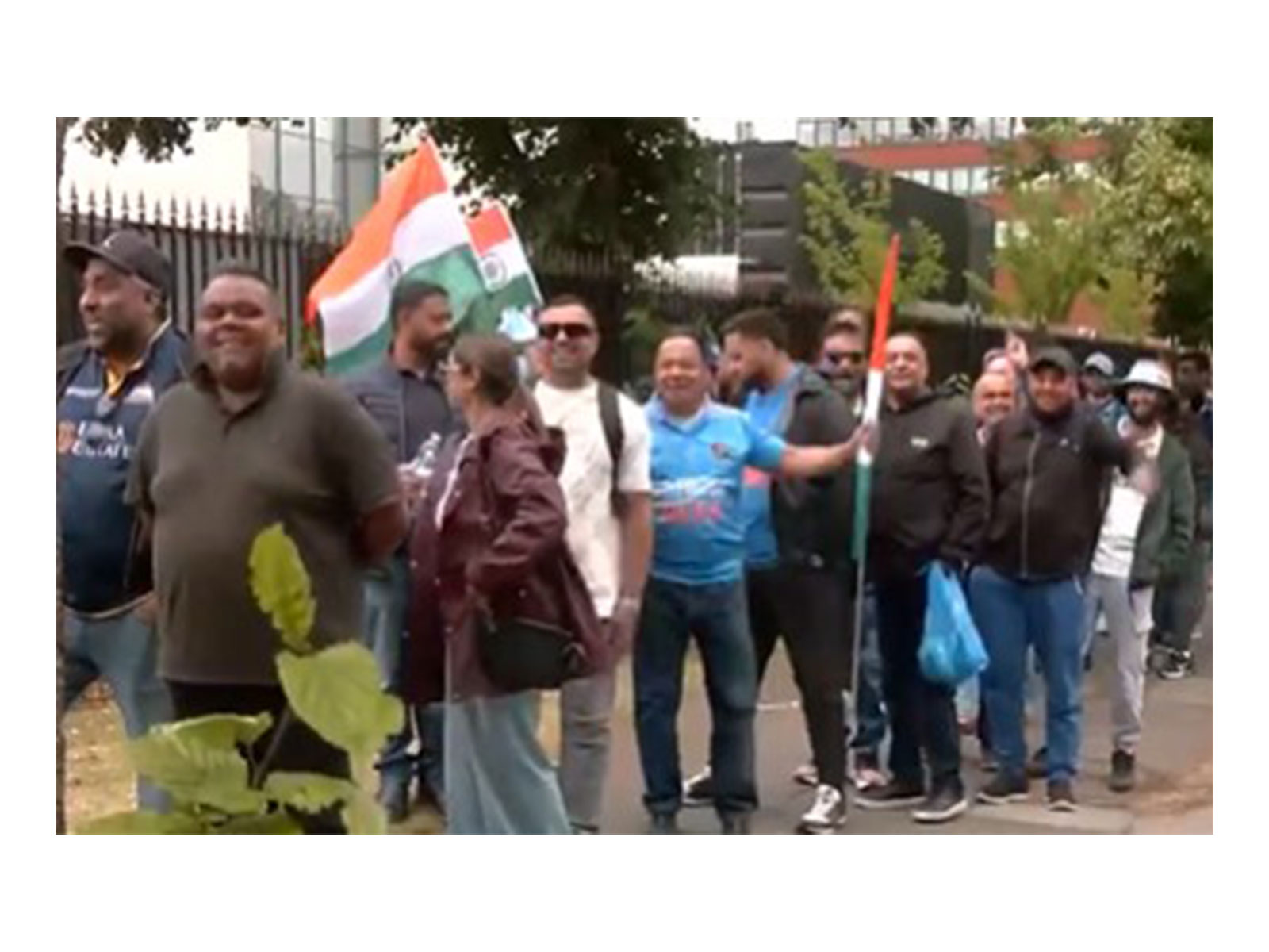 Team Indian fans in Manchester (Image source: ANI)