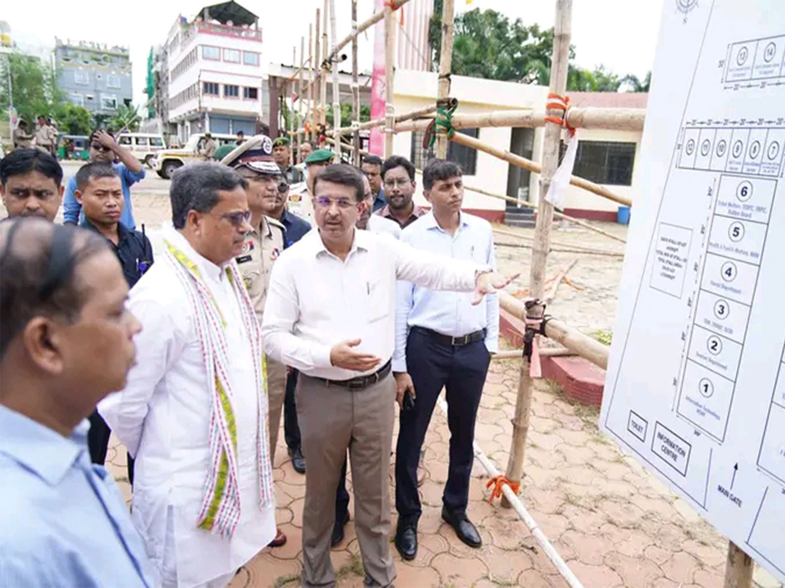 Tripura Chief Minister Manik Saha with officials (Photo/ Tripura CMO)