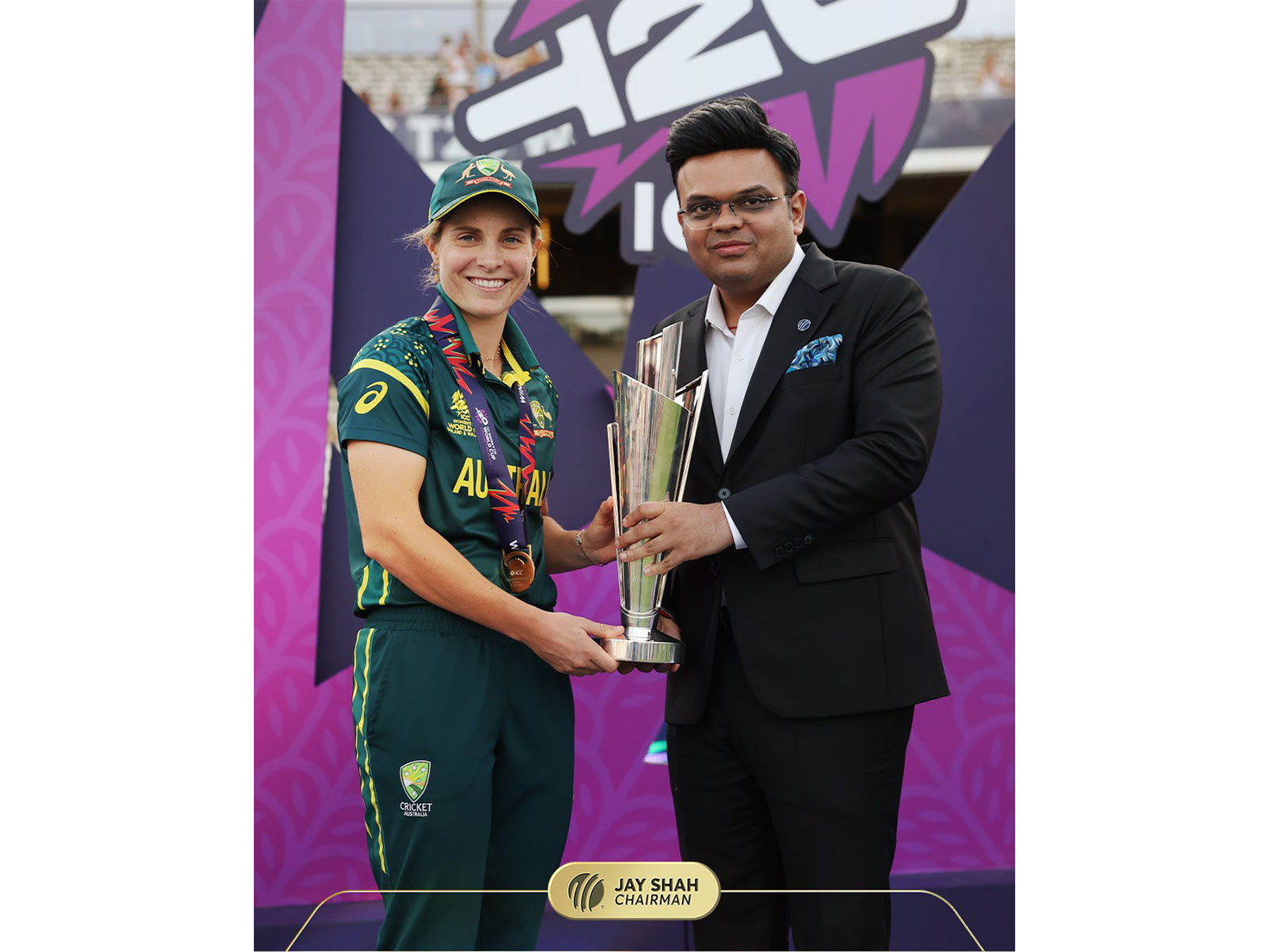 Australia captain Sophie Molineux (L) and ICC Chairman Jay Shah (R). (Photo: X/@JayShah)